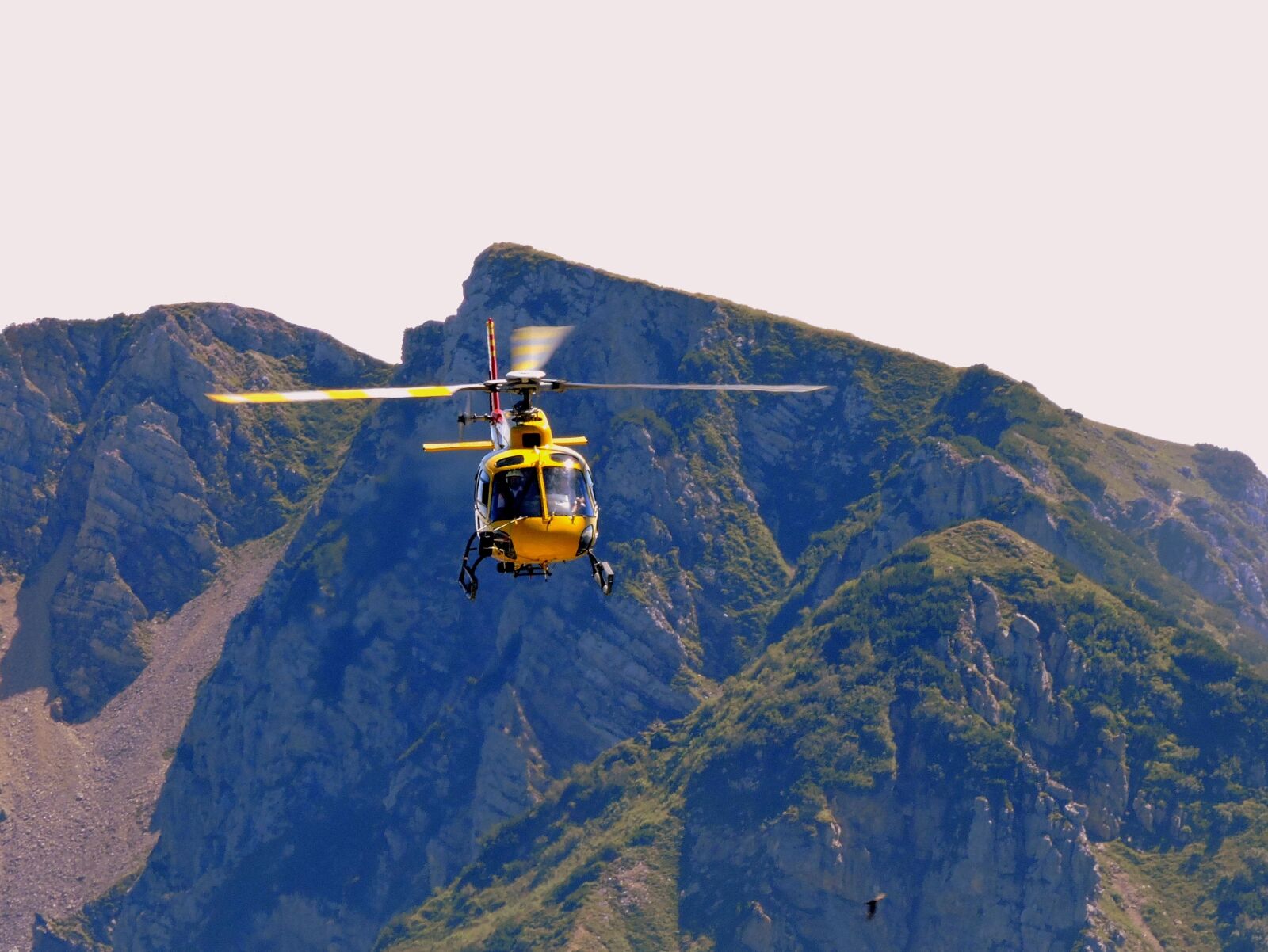 Nikon Coolpix P600 sample photo. Helicopter, fly, emergency photography