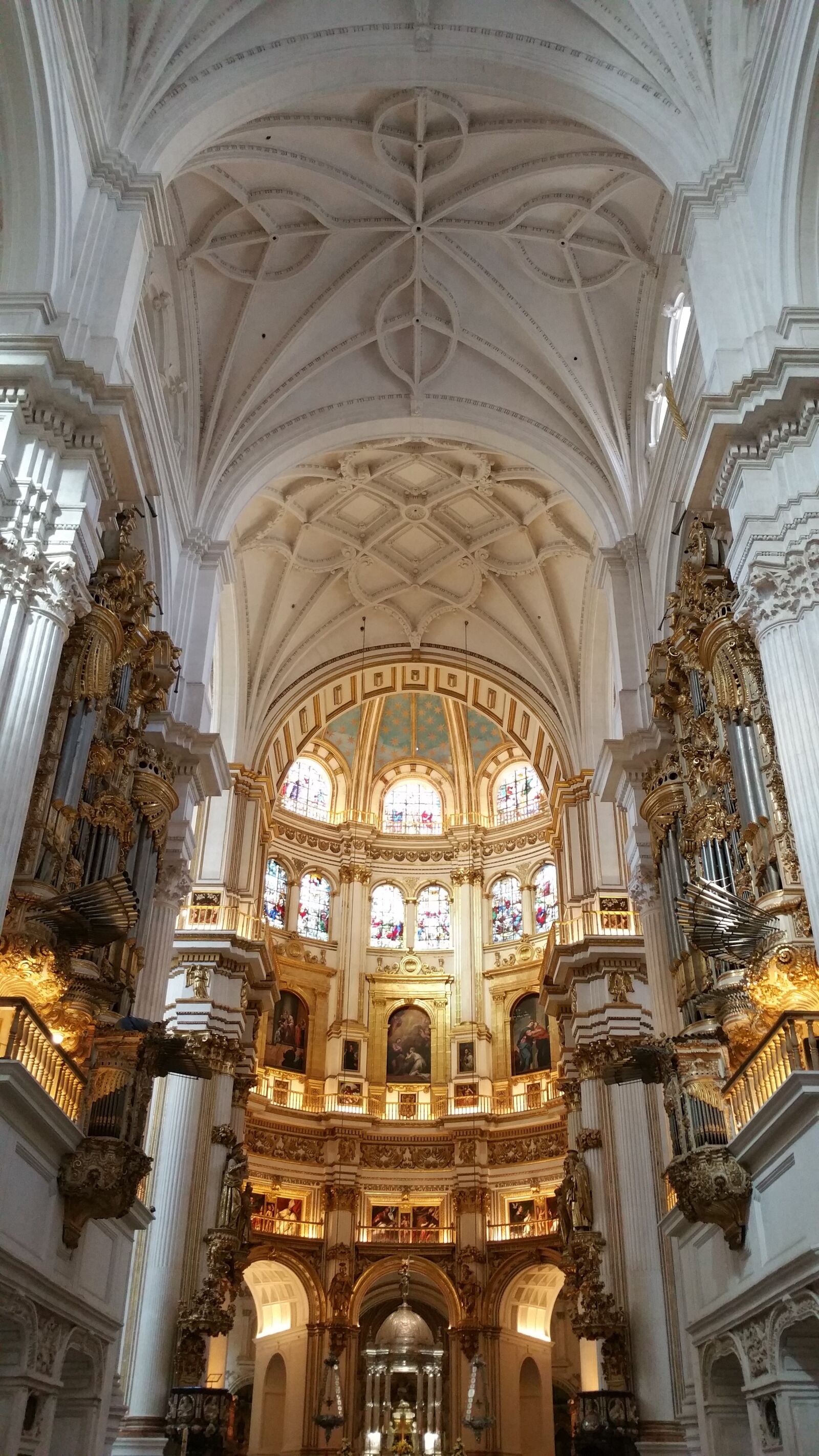 Samsung Galaxy Note4 sample photo. Granada cathedral, cathedral of photography