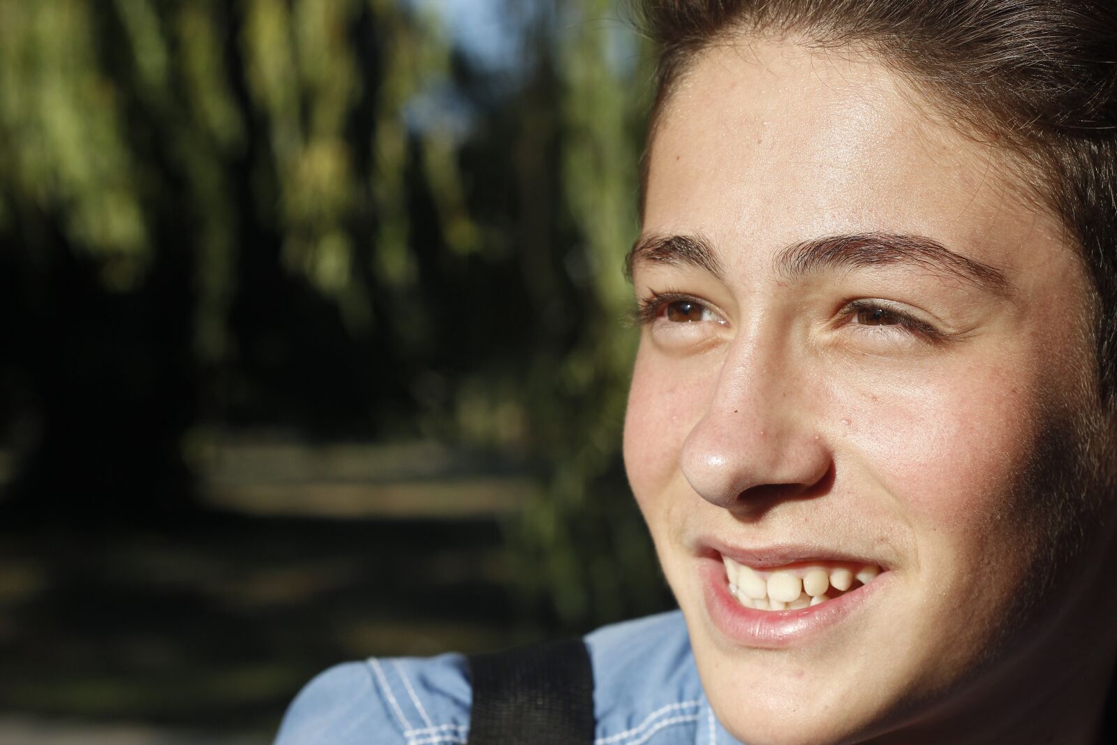 Canon EOS 600D (Rebel EOS T3i / EOS Kiss X5) + Canon EF 50mm F1.8 II sample photo. Child, face, smile photography