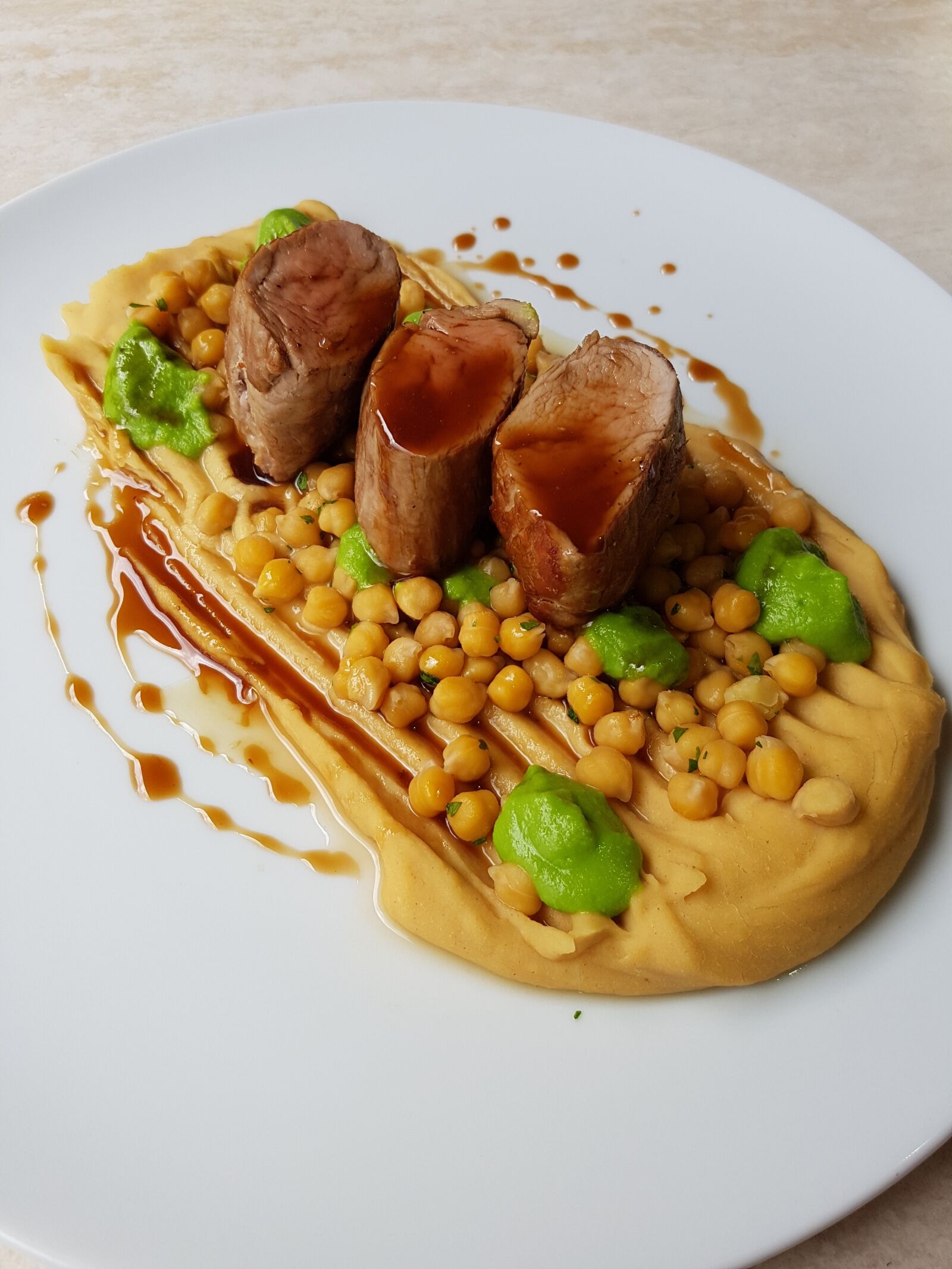Samsung Galaxy S7 sample photo. Food, pigs virgin, chickpea photography