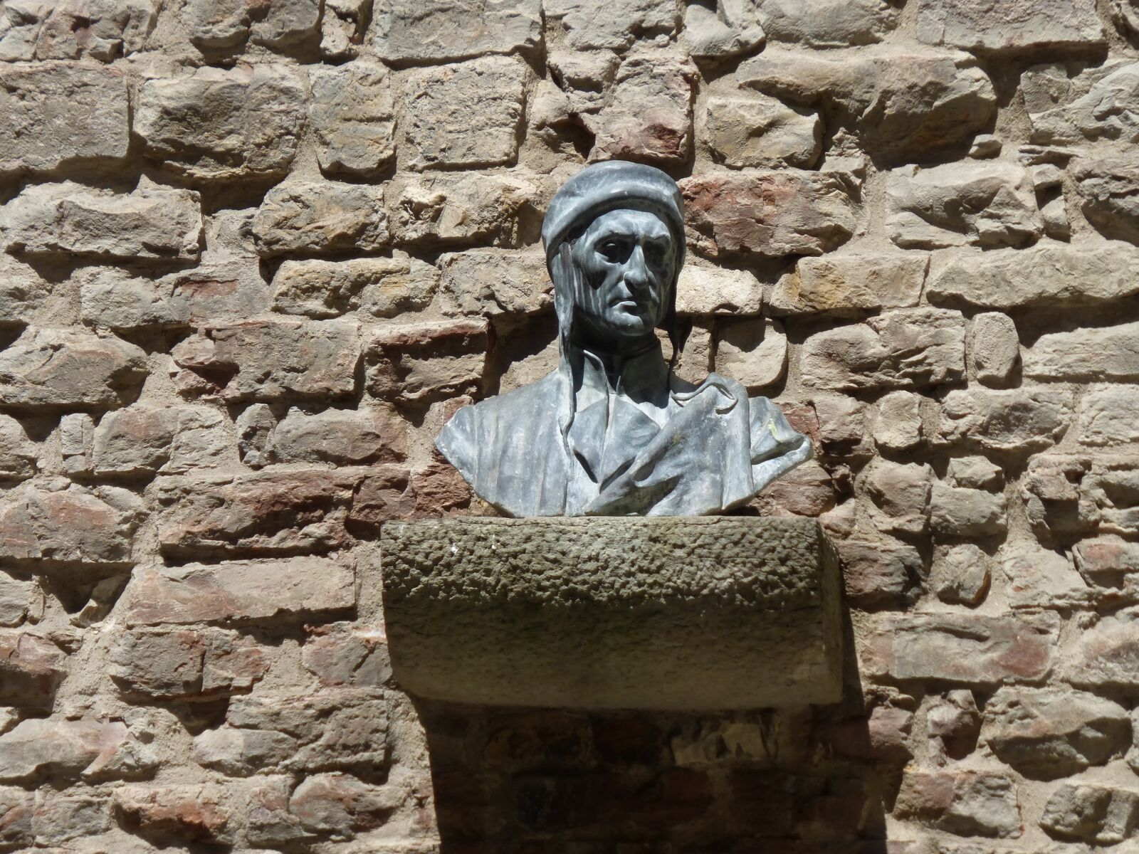 Panasonic Lumix DMC-ZS25 (Lumix DMC-TZ35) sample photo. Florence, dante, sculpture photography