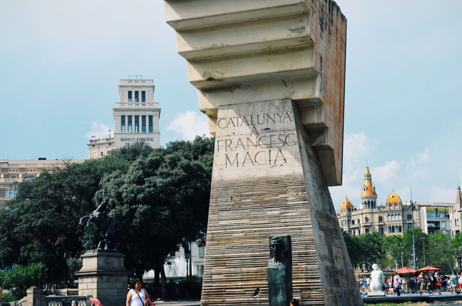 Nikon D5100 sample photo. Barcelona, catalonia, catalunya, monument photography