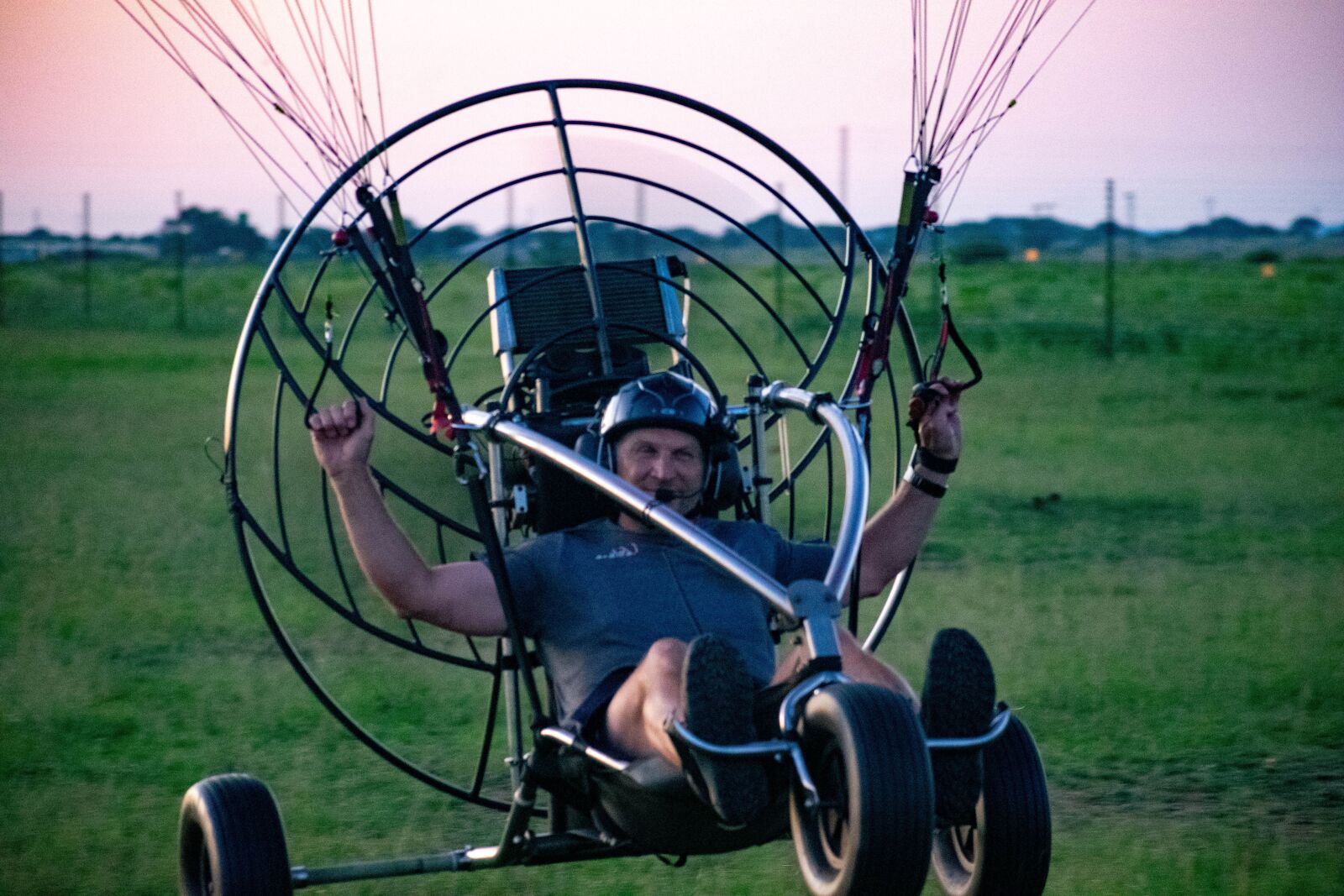 Nikon D3400 sample photo. Paramotor, flight, paragliding photography