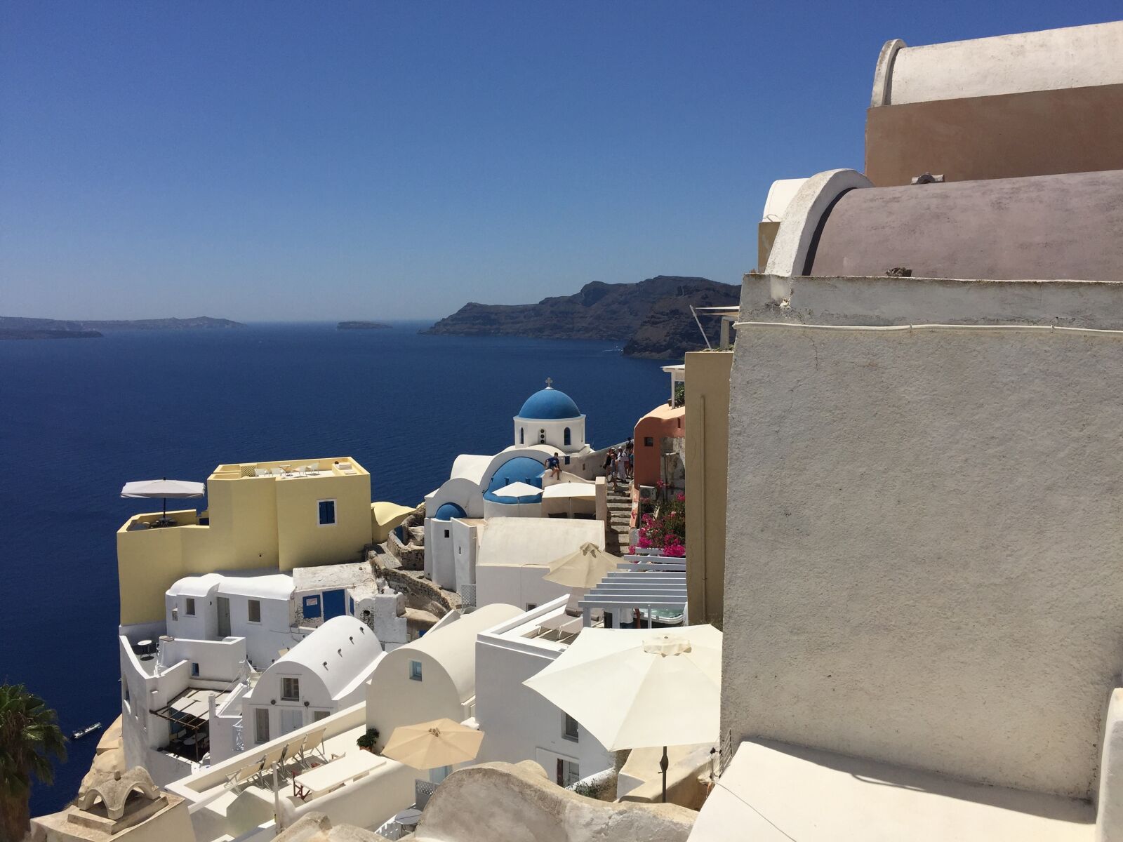 iPhone 6 Plus back camera 4.15mm f/2.2 sample photo. Oia, santorini, greece photography