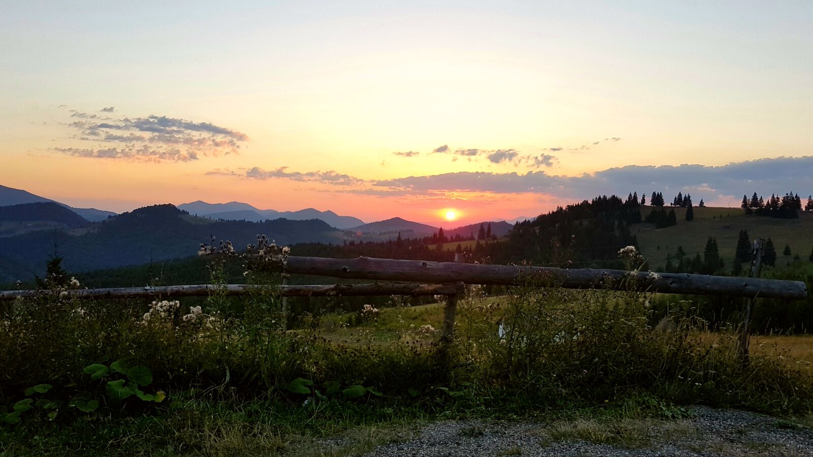 Samsung Galaxy S7 sample photo. Mountain, sunset, tihuta photography
