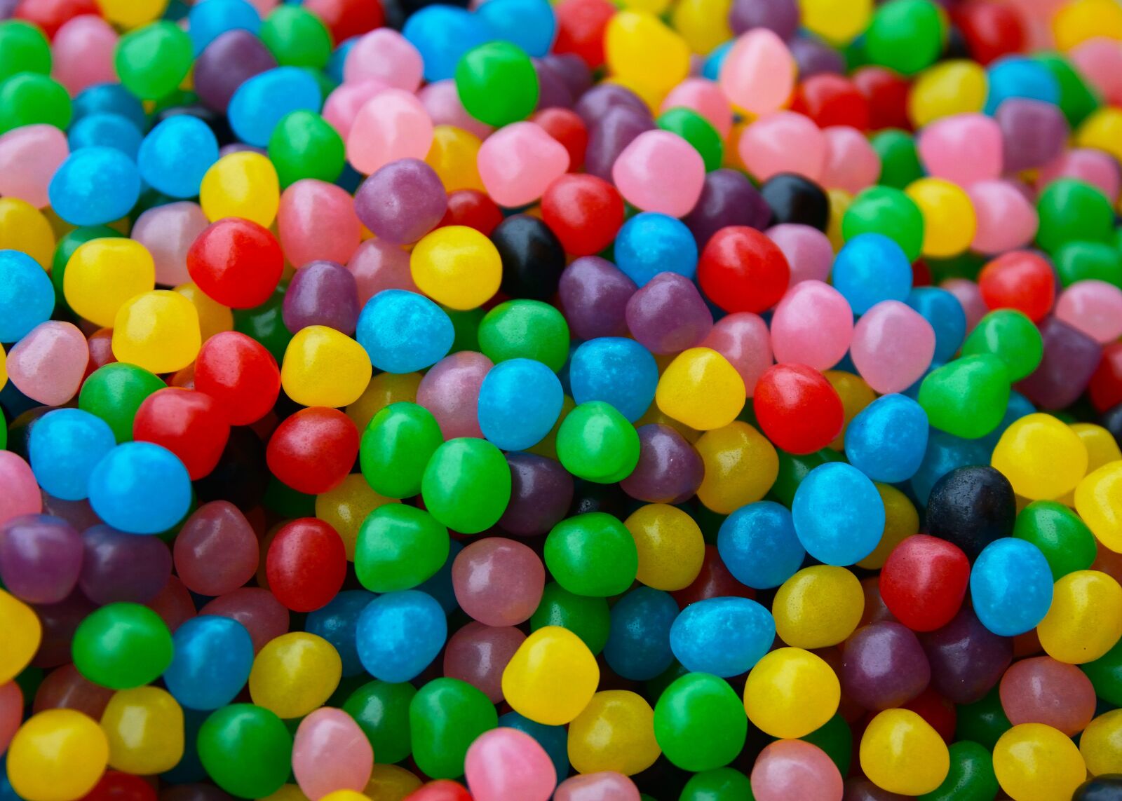 Nikon D7100 sample photo. Sweet ess-beads, delicious, colorful photography