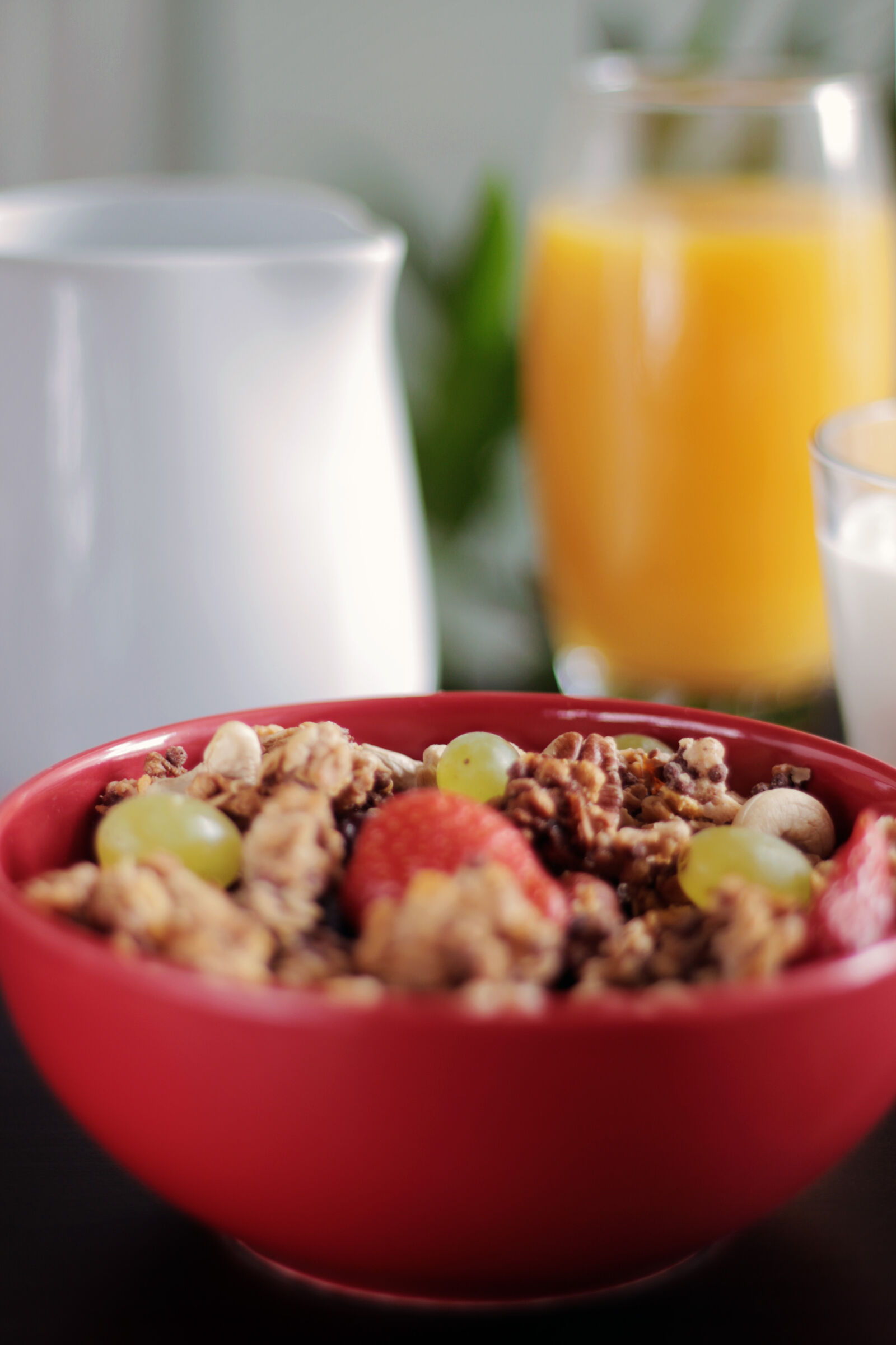 Canon EOS 70D + Canon EF 50mm F1.8 II sample photo. Breakfast, food, fruits, muesli photography