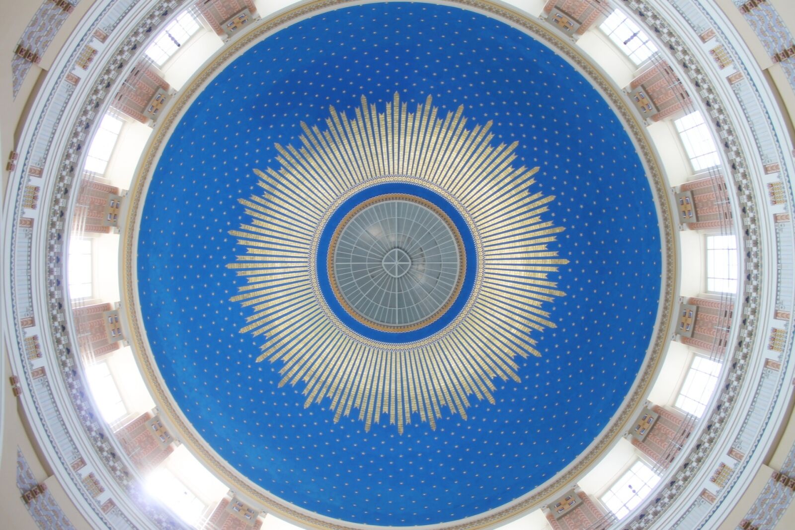 Canon EOS 1100D (EOS Rebel T3 / EOS Kiss X50) sample photo. Church, blanket, architecture photography