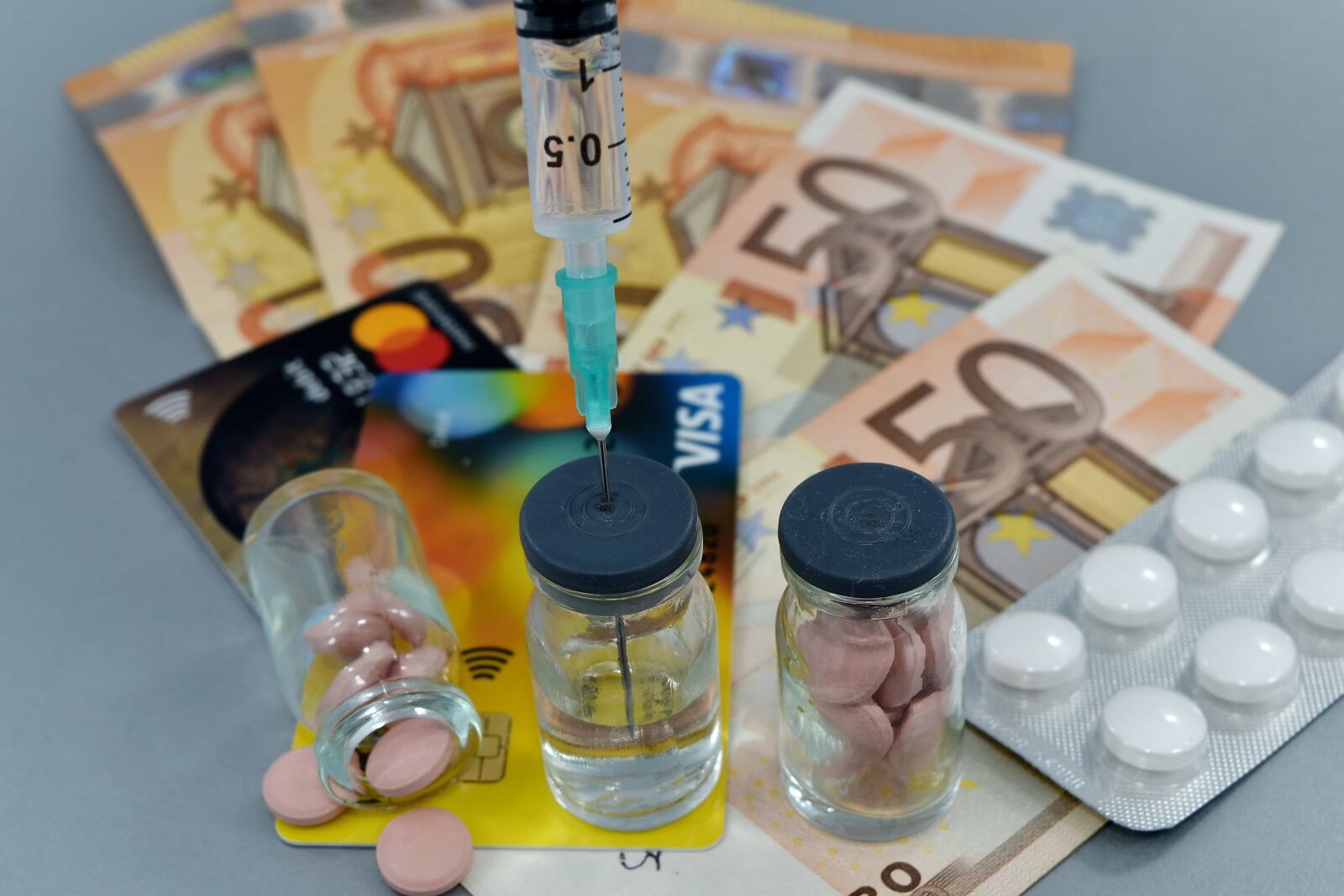 Nikon D5500 sample photo. Cost, drugs, emergency, euro photography
