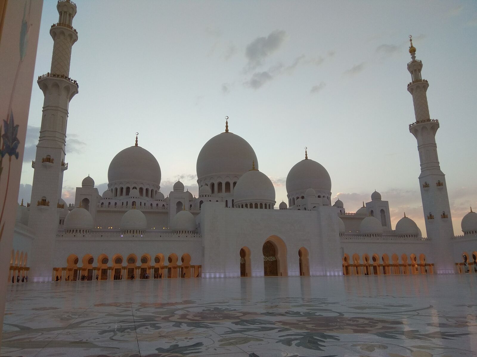 Xiaomi Redmi Note 4 sample photo. Dubai, international tour, travel photography