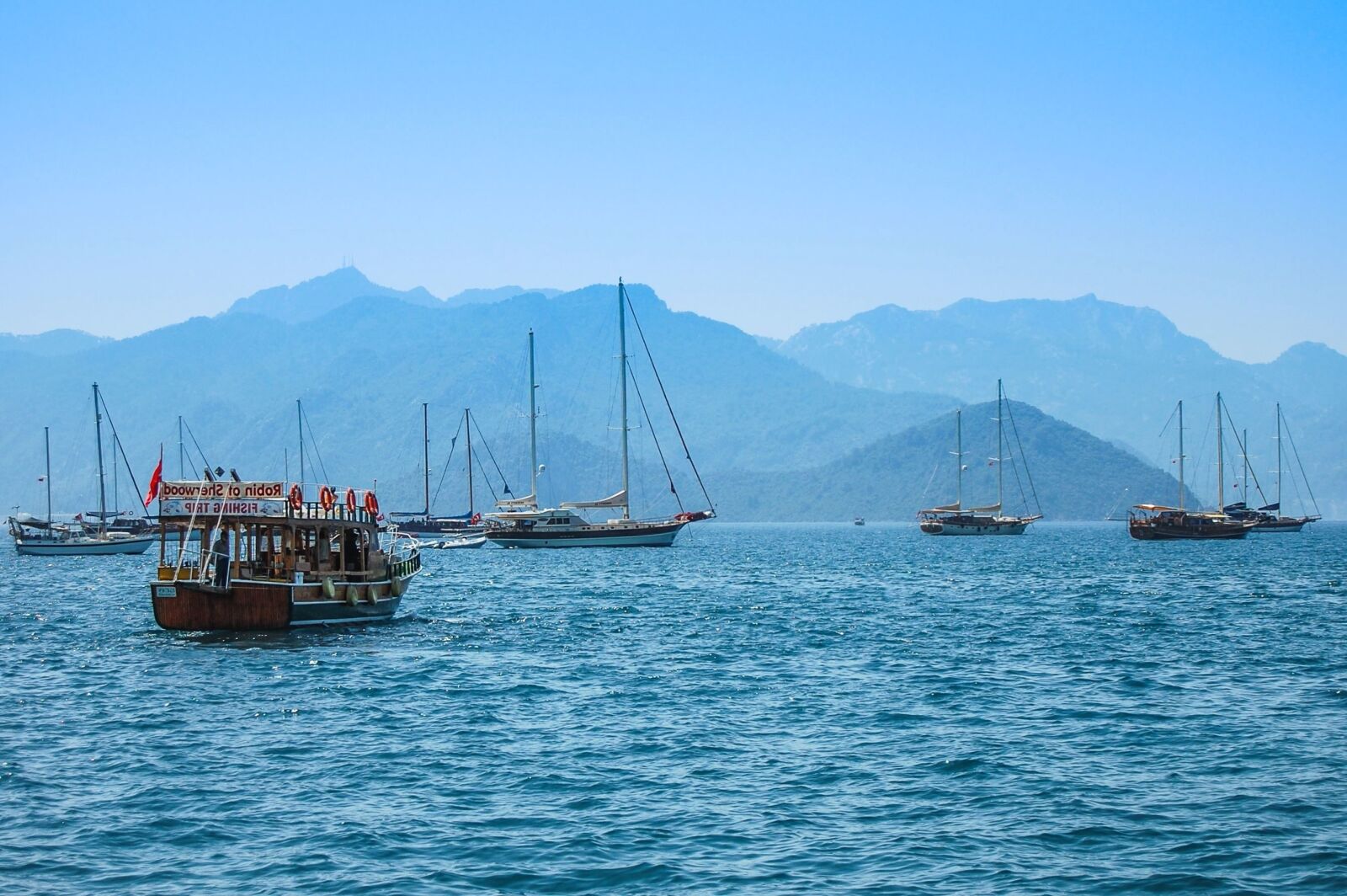 Nikon D40 sample photo. Boat, sea, ocean, sail photography