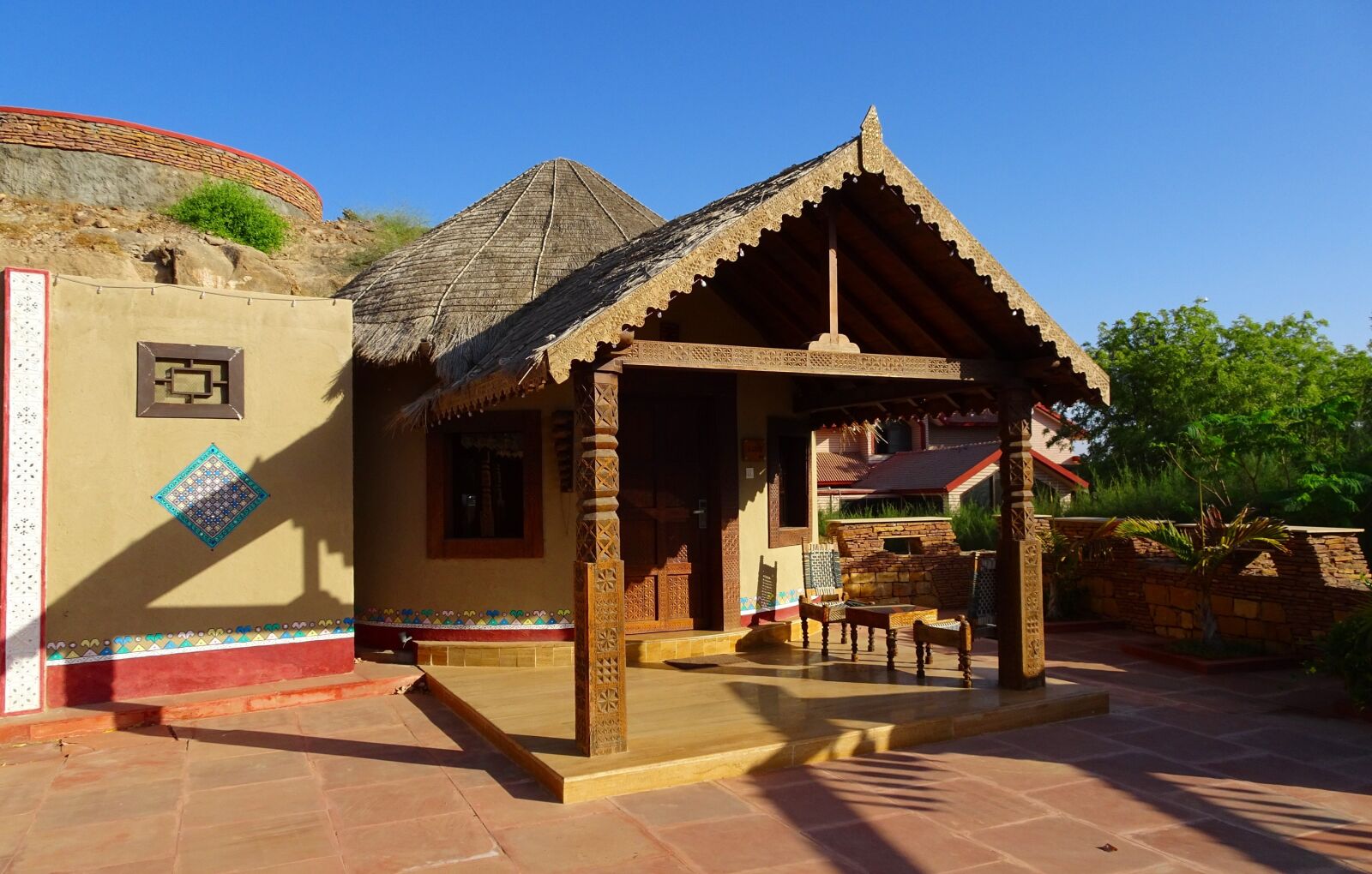 Sony Cyber-shot DSC-HX90V sample photo. Hut, bhunga, rustic photography