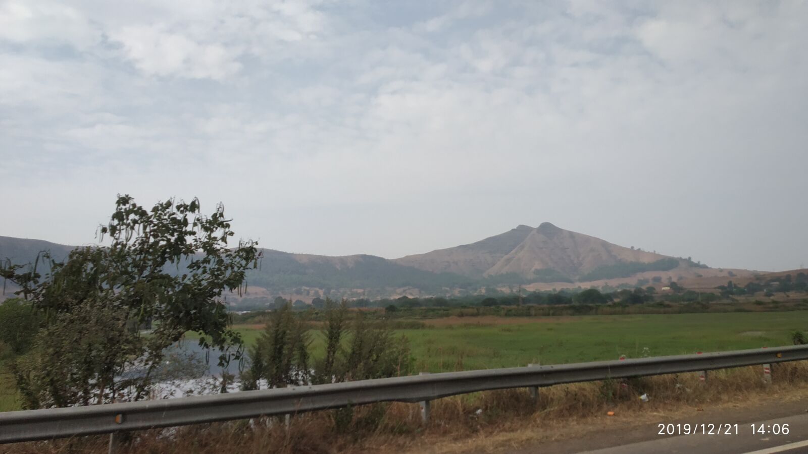 Xiaomi Redmi Note 5 Pro sample photo. Mountain, greenery, landscape photography