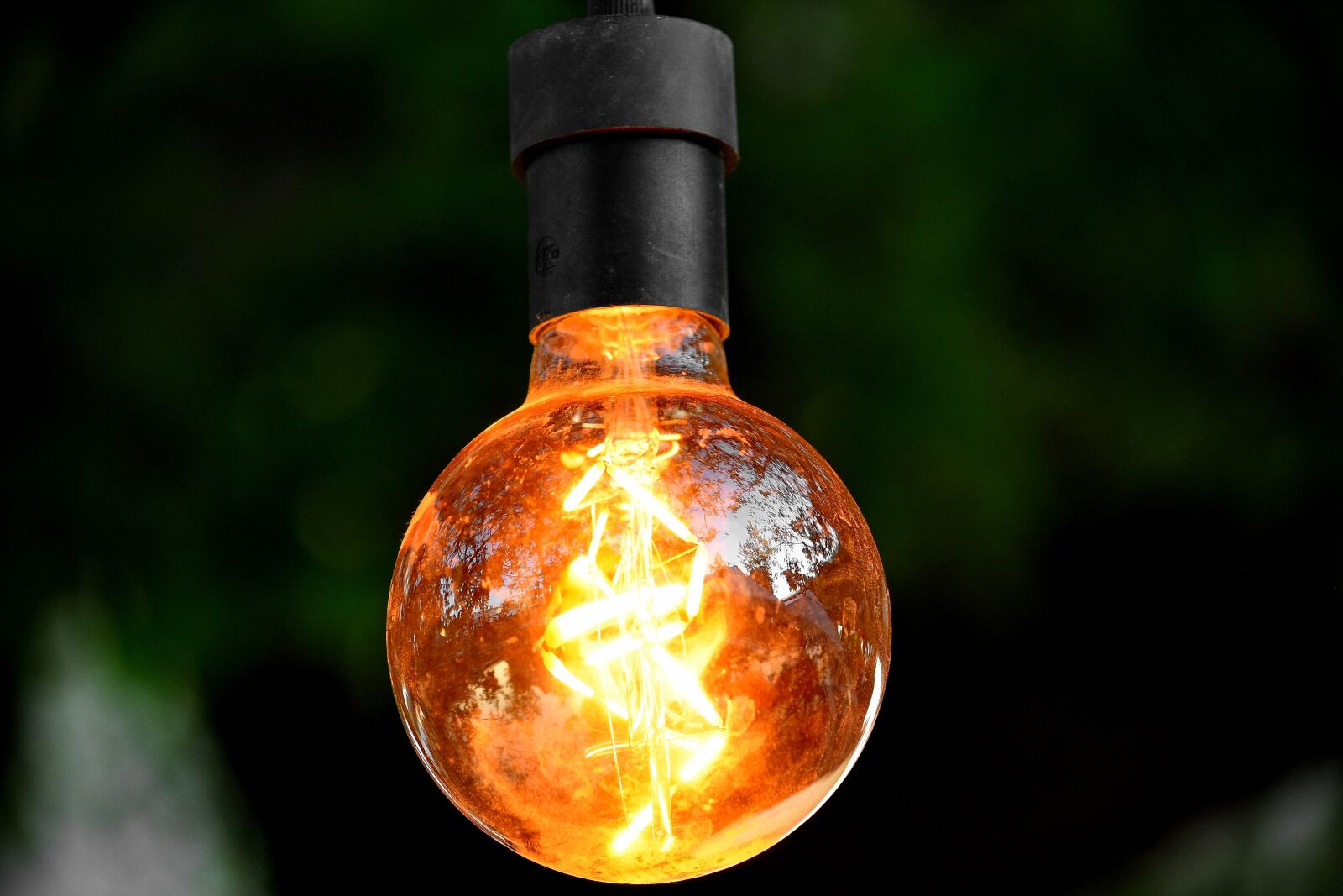Nikon D5500 sample photo. Detail, glass, luminescence, light photography