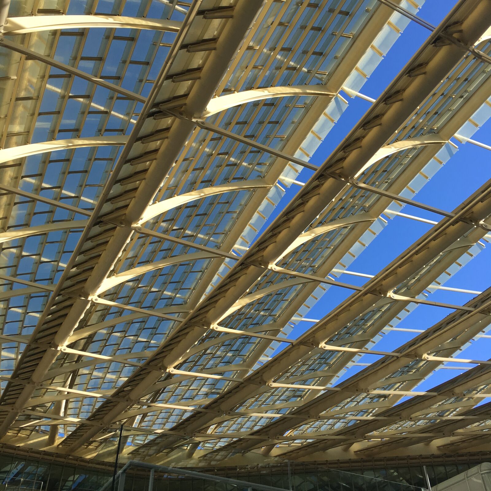 iPhone 6s Plus back camera 4.15mm f/2.2 sample photo. Modern, architecture photography
