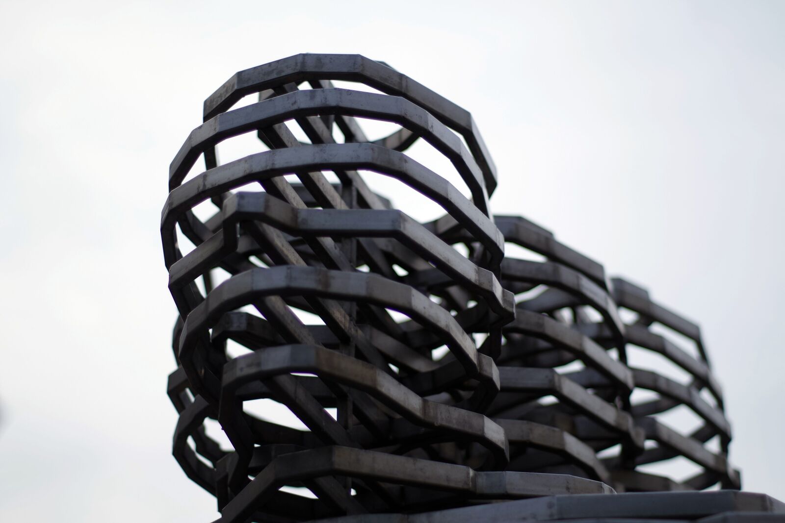 Pentax K-S2 sample photo. Golem, sculpture, poznan photography