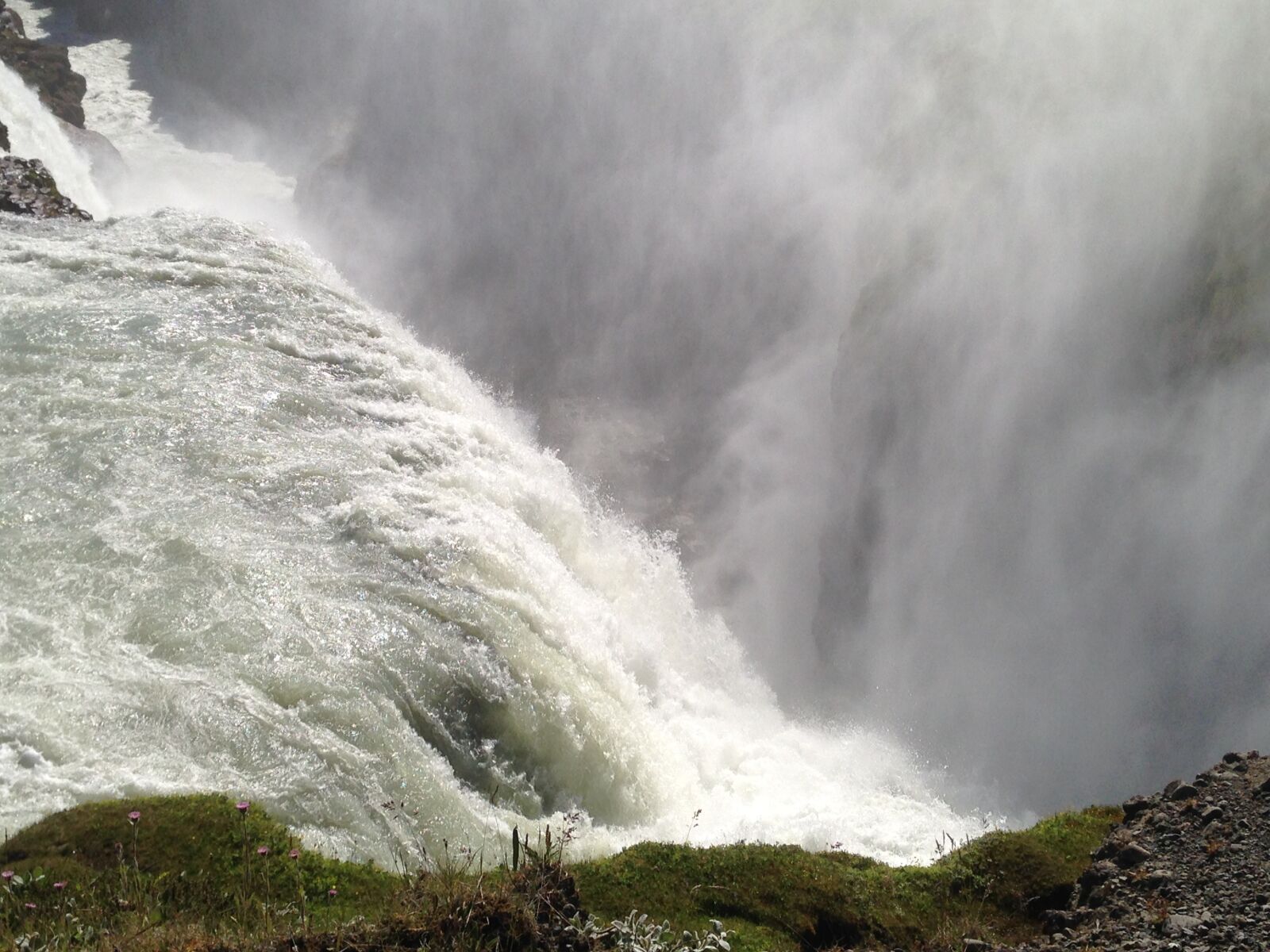 iPhone 5 back camera 4.12mm f/2.4 sample photo. Waterfall, chasm, river photography