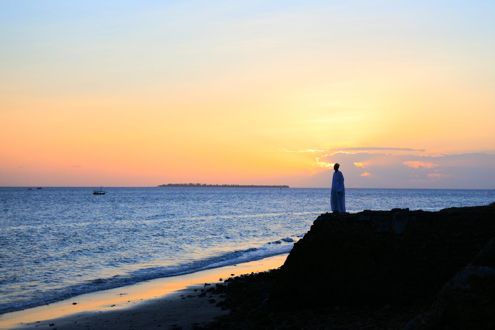 Nikon 1 J5 sample photo. Sea, zanzibar, beach photography