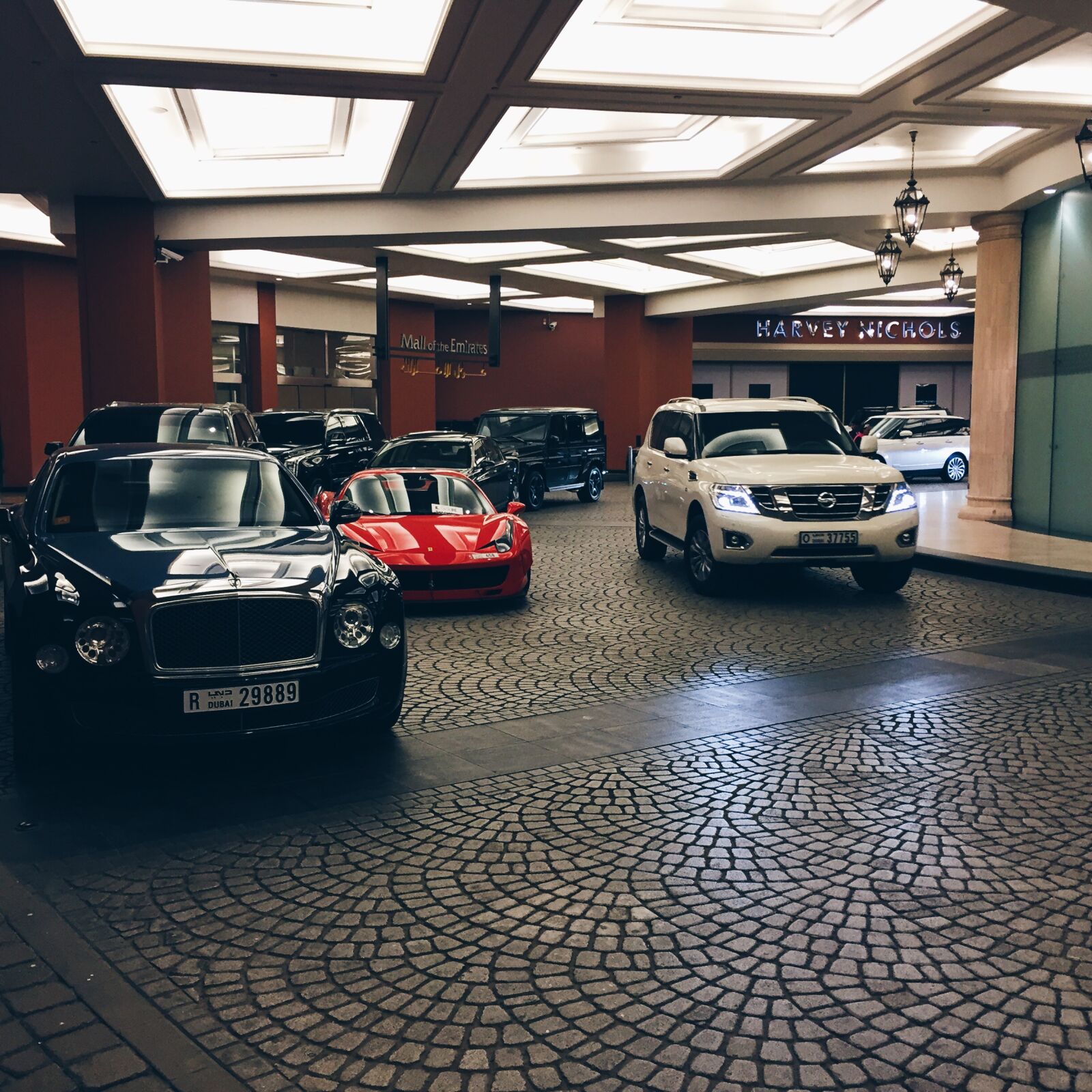 Apple iPhone 6 sample photo. Bentley, cars, dubai, ferarri photography
