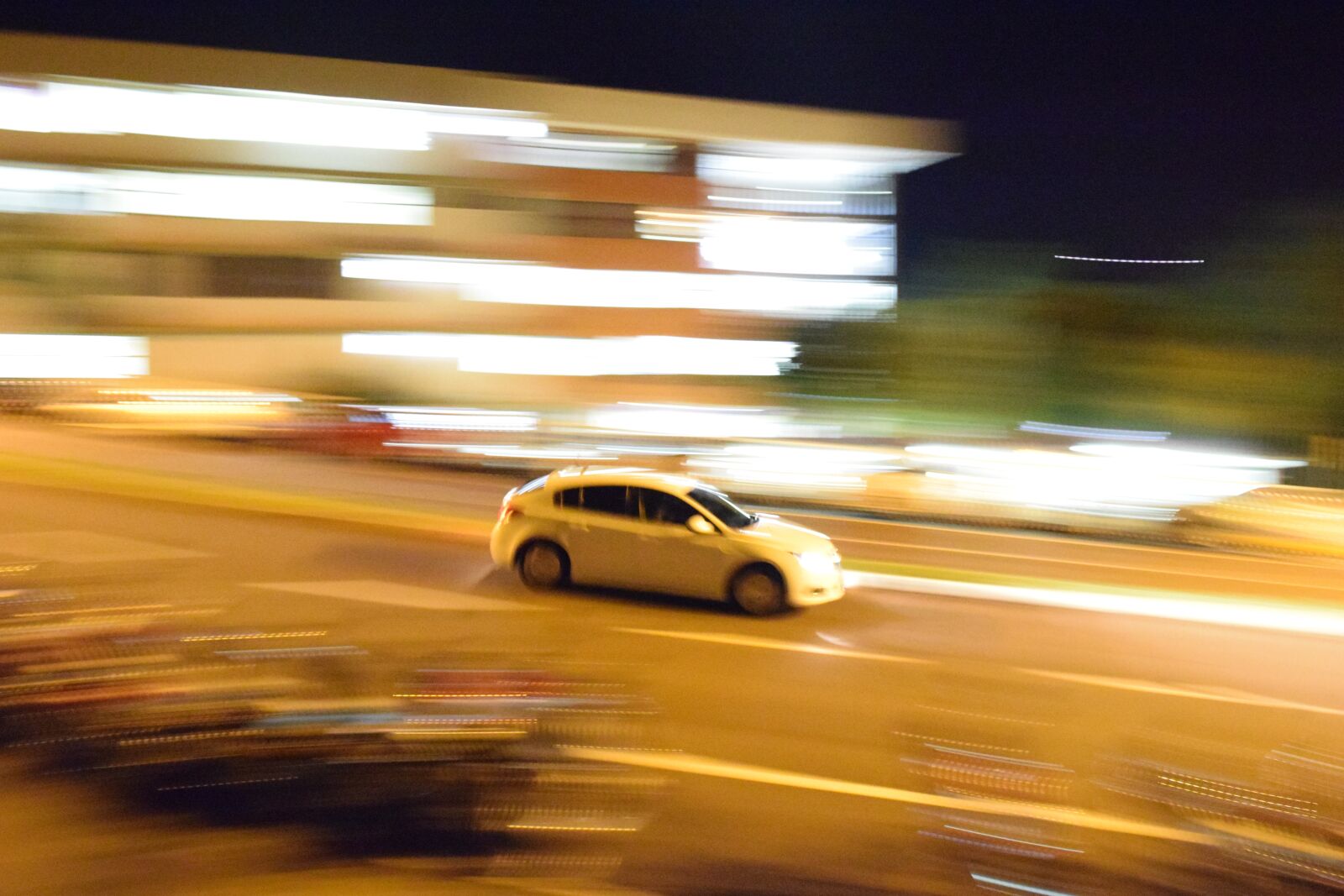 Nikon D3300 sample photo. Movement, night, street photography