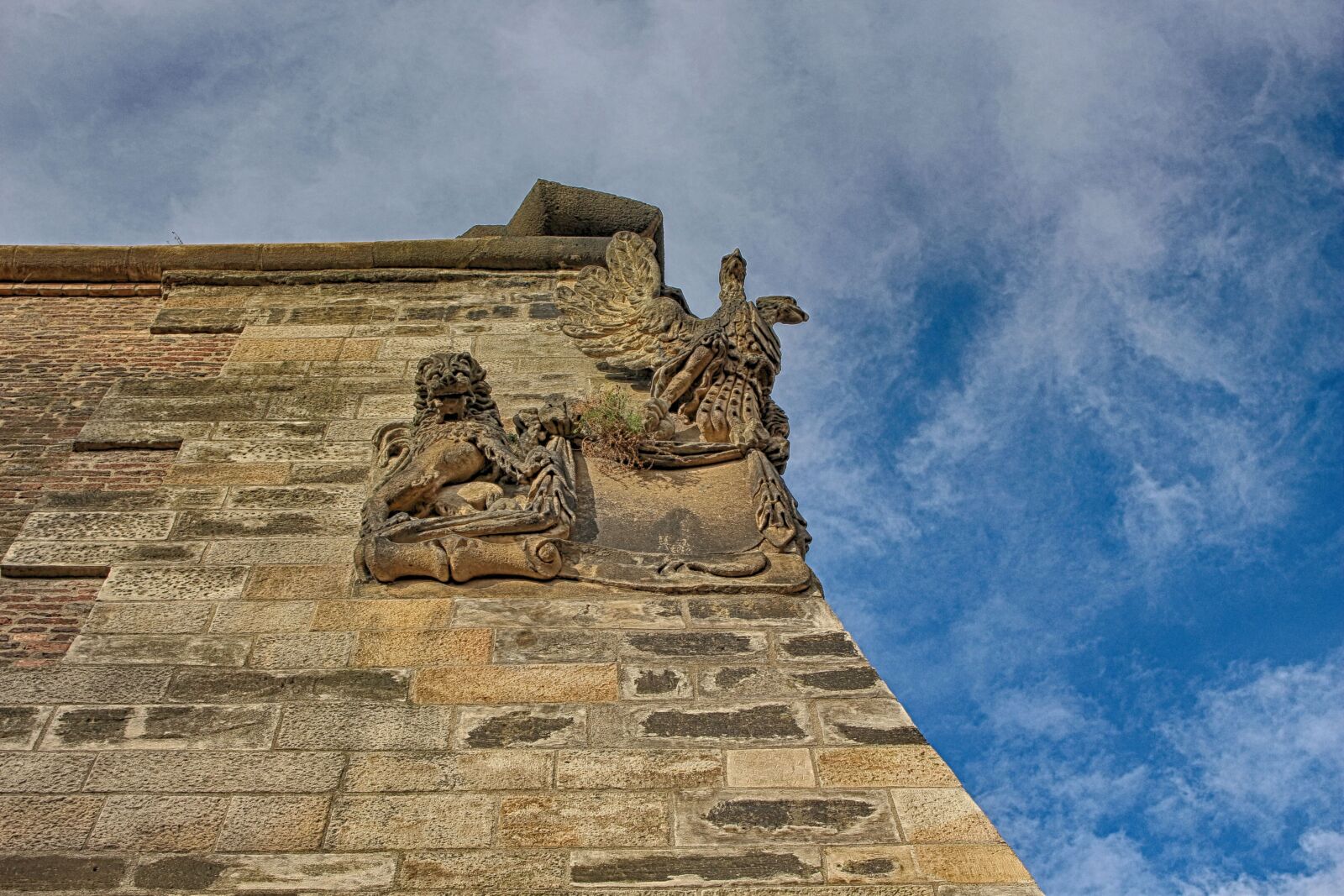 Canon EOS 700D (EOS Rebel T5i / EOS Kiss X7i) sample photo. Travel, sky, religion photography