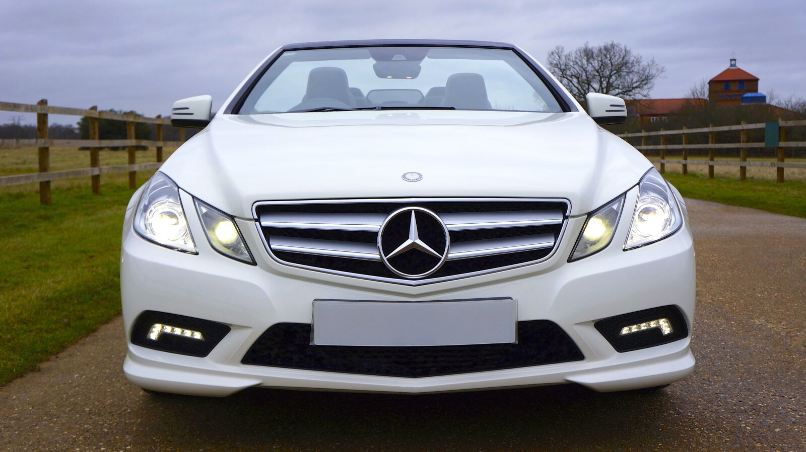 Sony Alpha NEX-5N sample photo. Car, mercedes, transport photography