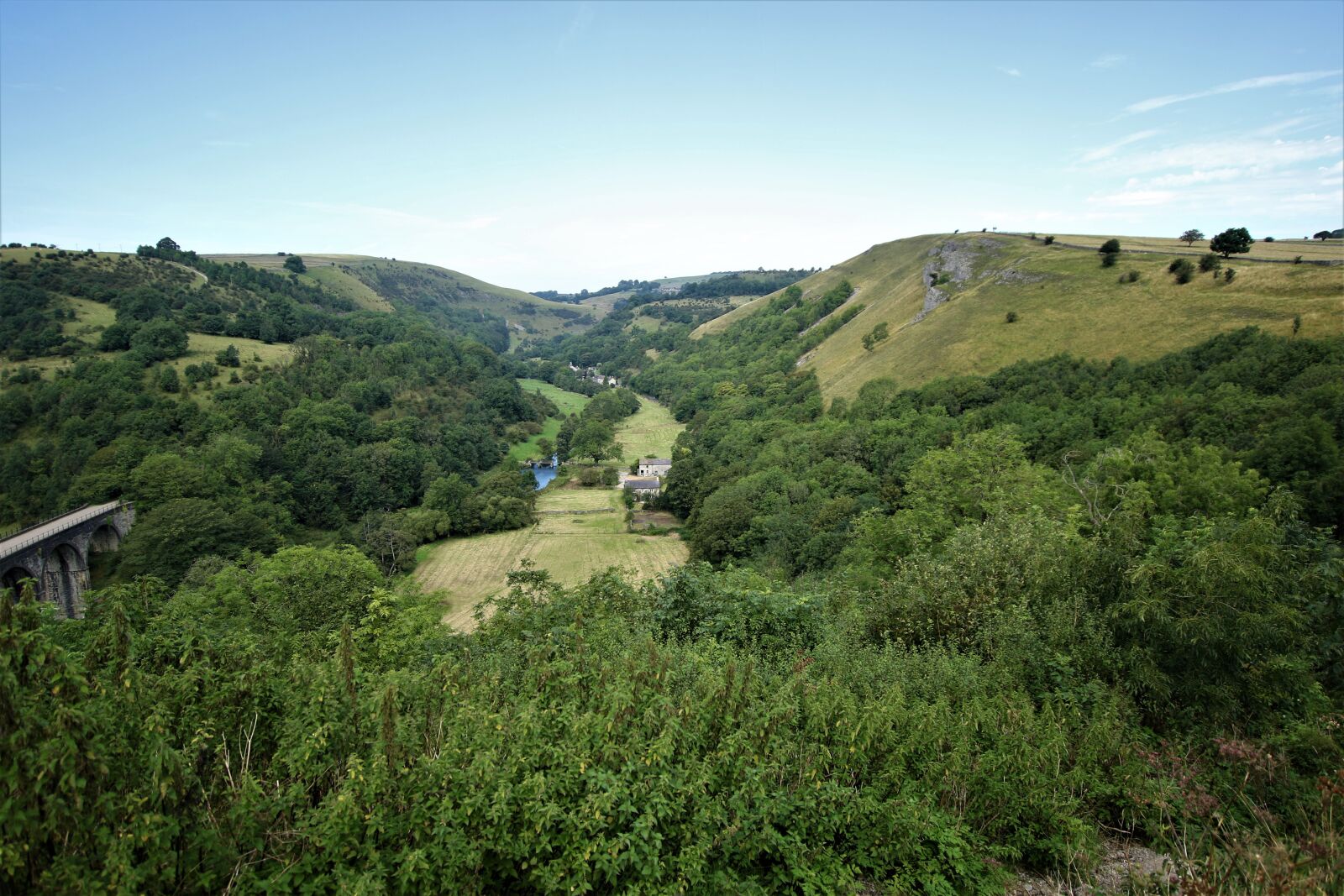 Canon EOS 7D Mark II sample photo. Landscape, nature, fields photography