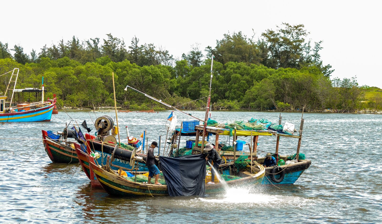 Nikon D7000 sample photo. Life, the sea, vung photography