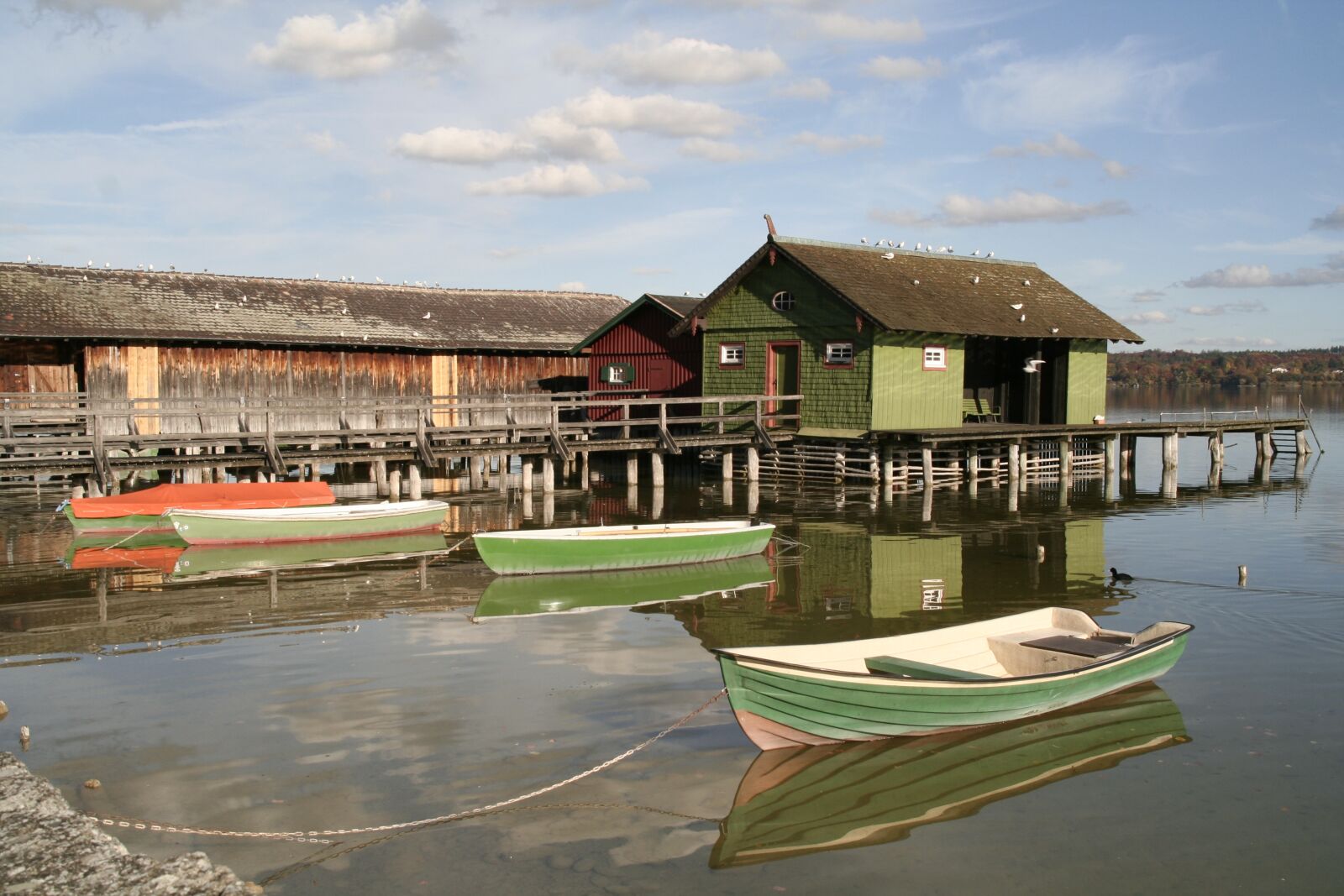 Canon EOS 350D (EOS Digital Rebel XT / EOS Kiss Digital N) sample photo. Boat house, ammersee, bavaria photography
