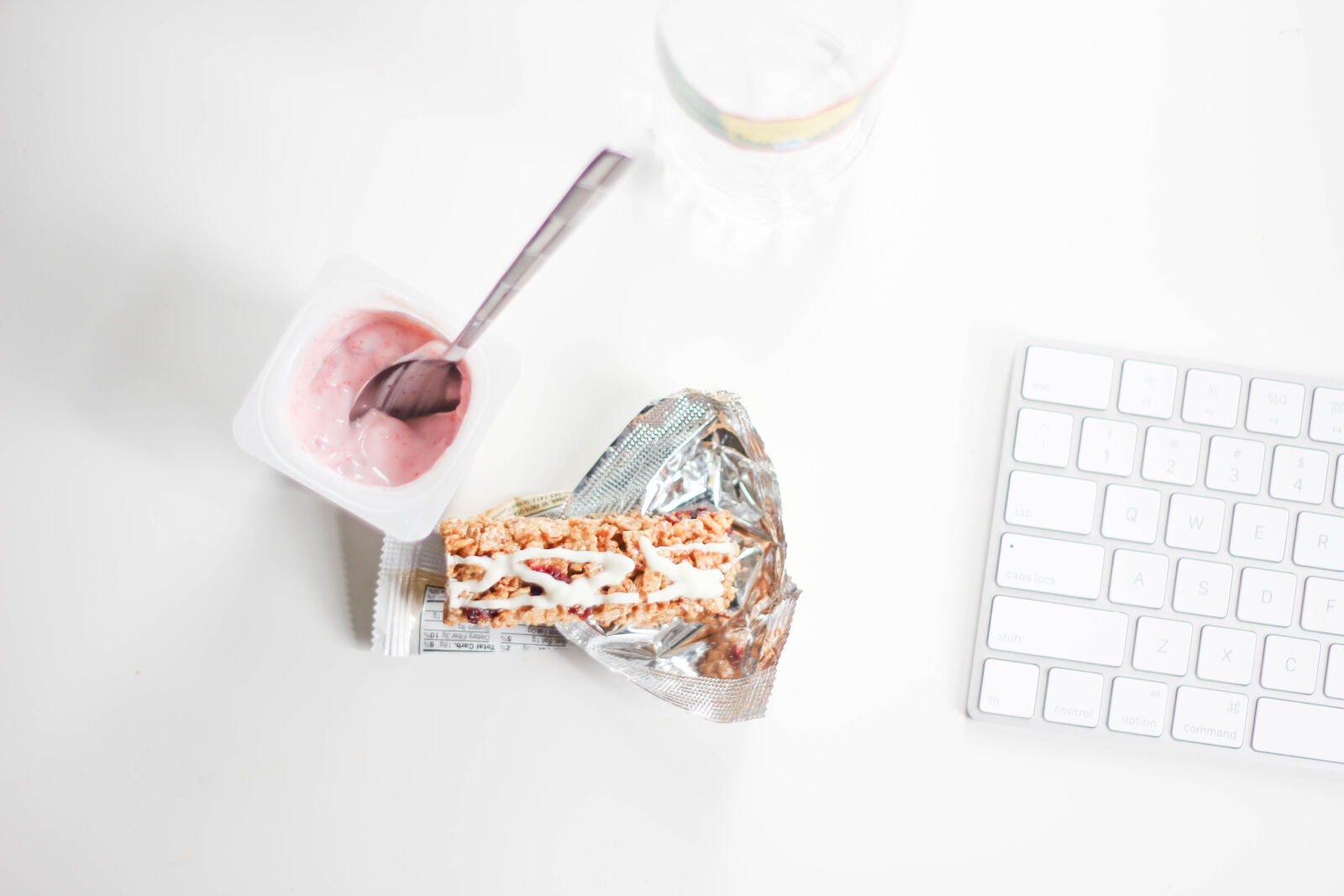 Canon EOS 60D + Canon EF 50mm F1.8 II sample photo. Apple, keyboard, breakfast, creamy photography