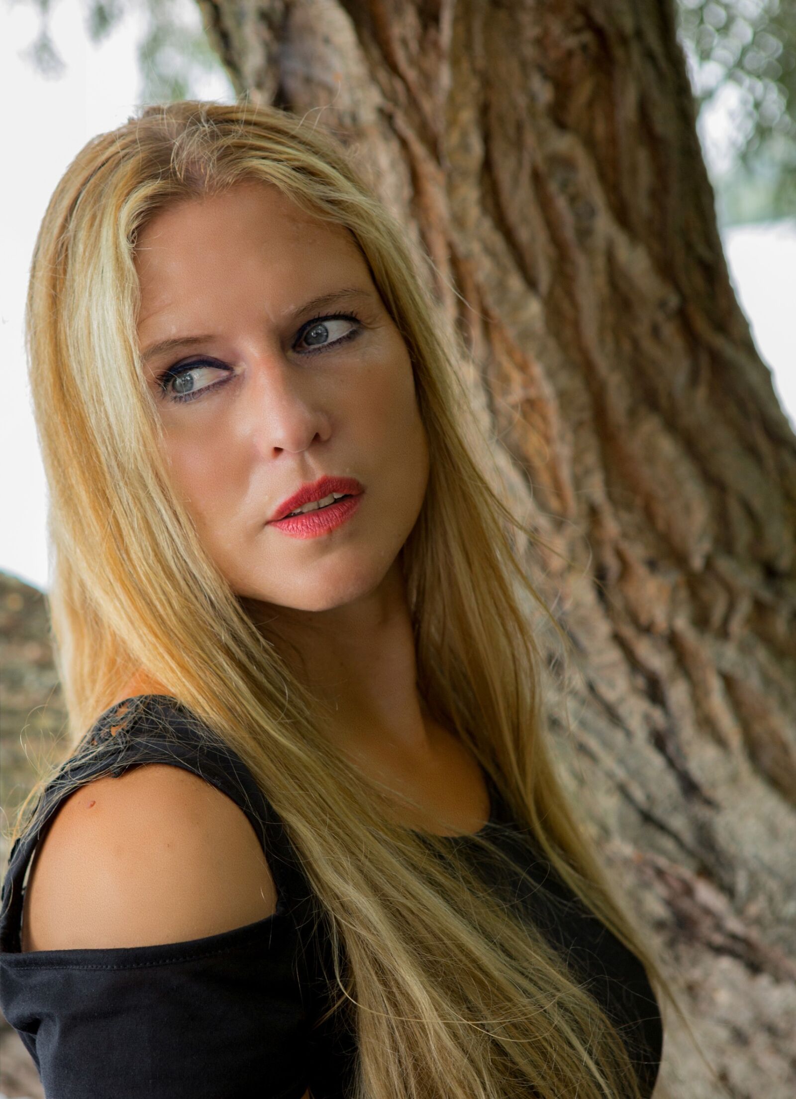 Canon EOS 5D Mark III sample photo. Young woman, model, female photography