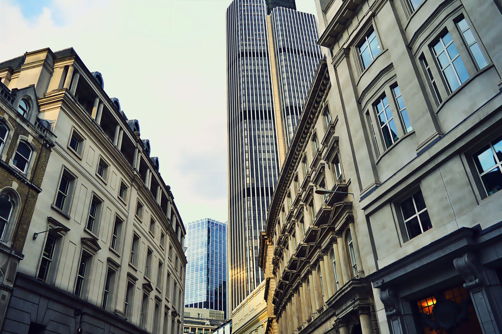 Nikon D3200 sample photo. Architecture, buildings, city, cityscape photography