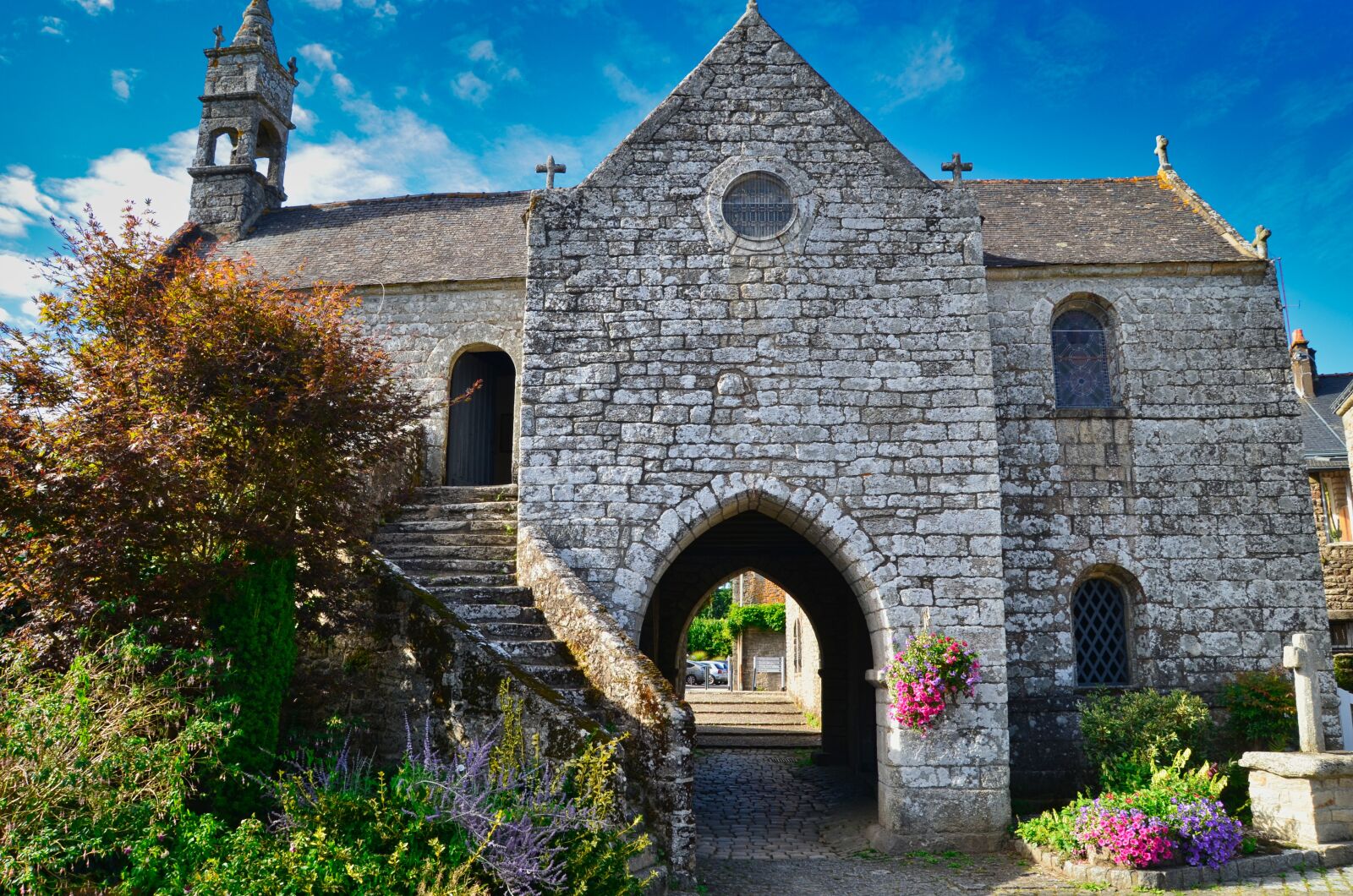 Nikon D7000 sample photo. Cross, chapel, building photography