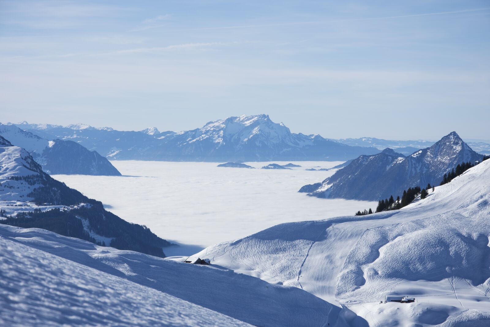 Nikon D7200 sample photo. Sea of fog, winter photography