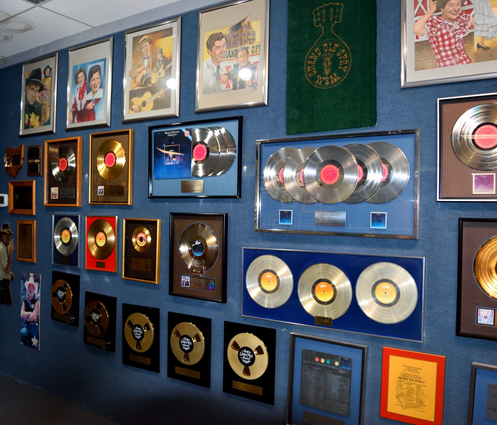 Nikon D3300 sample photo. Gold records, award, background photography