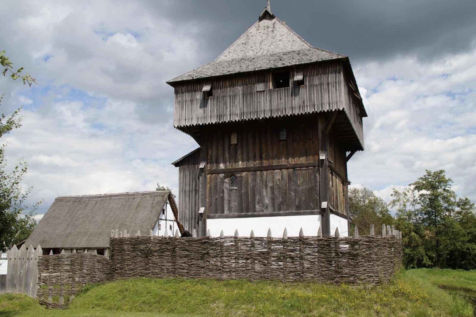 Sony SLT-A58 sample photo. Bach ritterburg, knight's castle photography