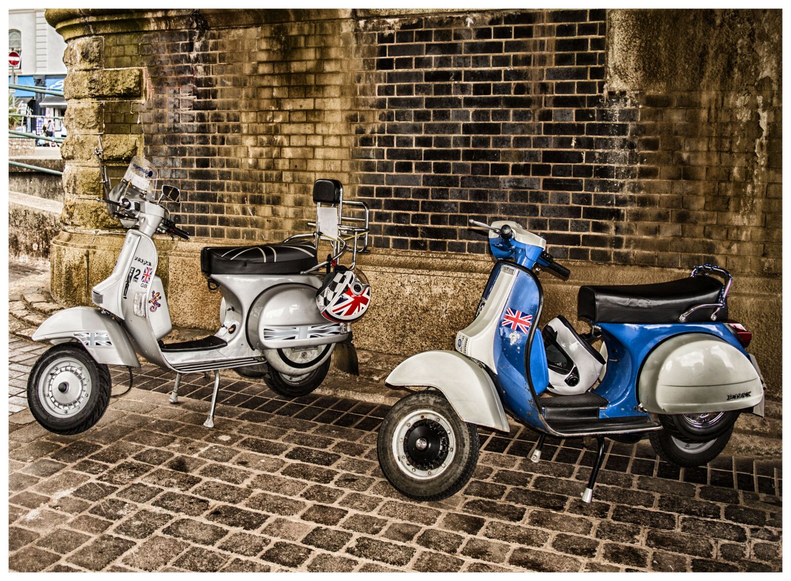 Nikon D3200 sample photo. White, and, blue, scooter photography