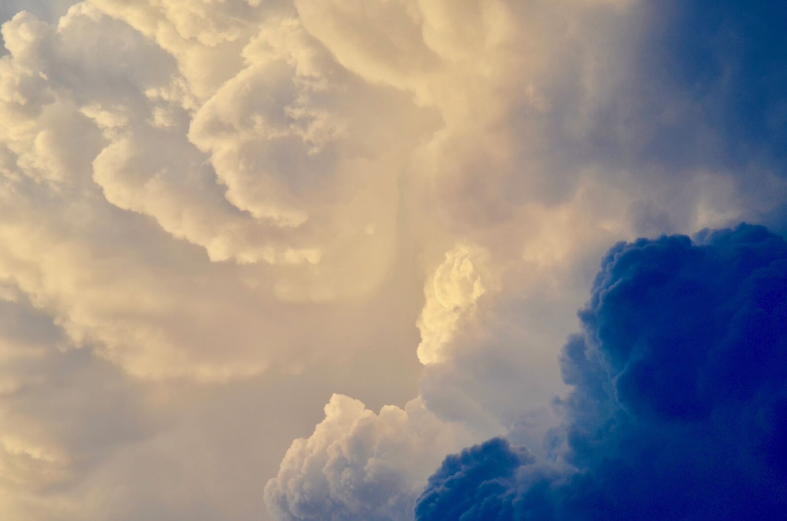 Nikon D5100 sample photo. Clouds, thunderstorm, weather photography