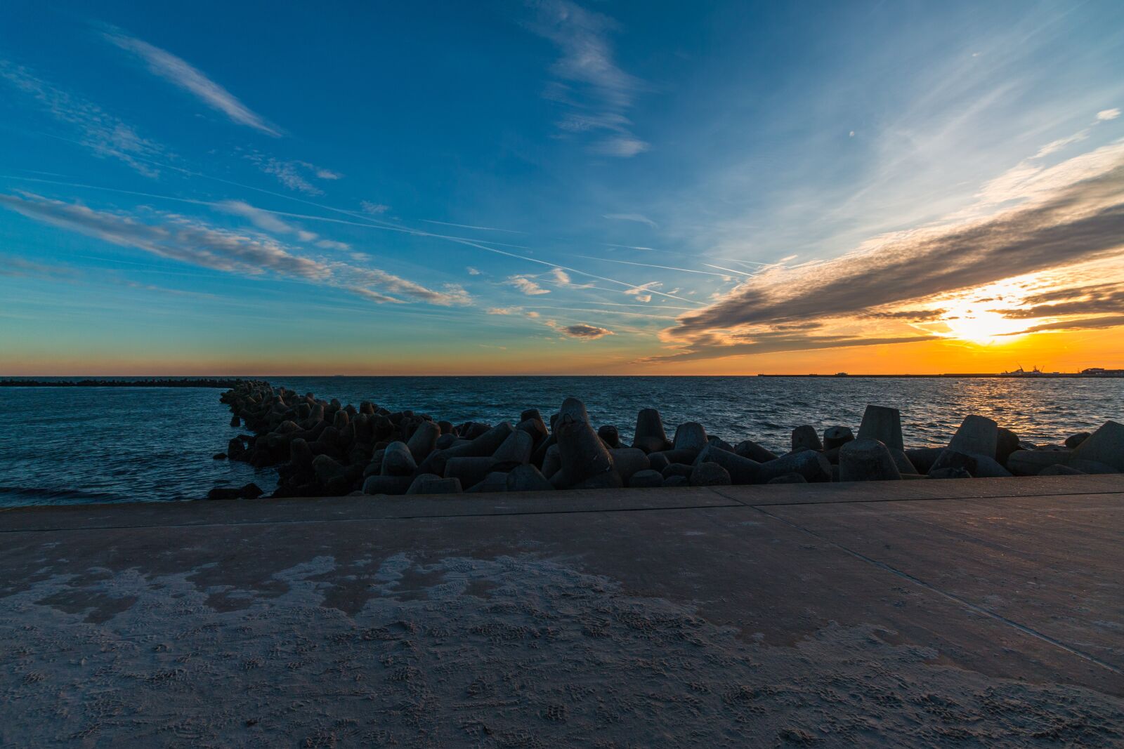 Canon EOS 70D sample photo. Sunset, coast, sea photography