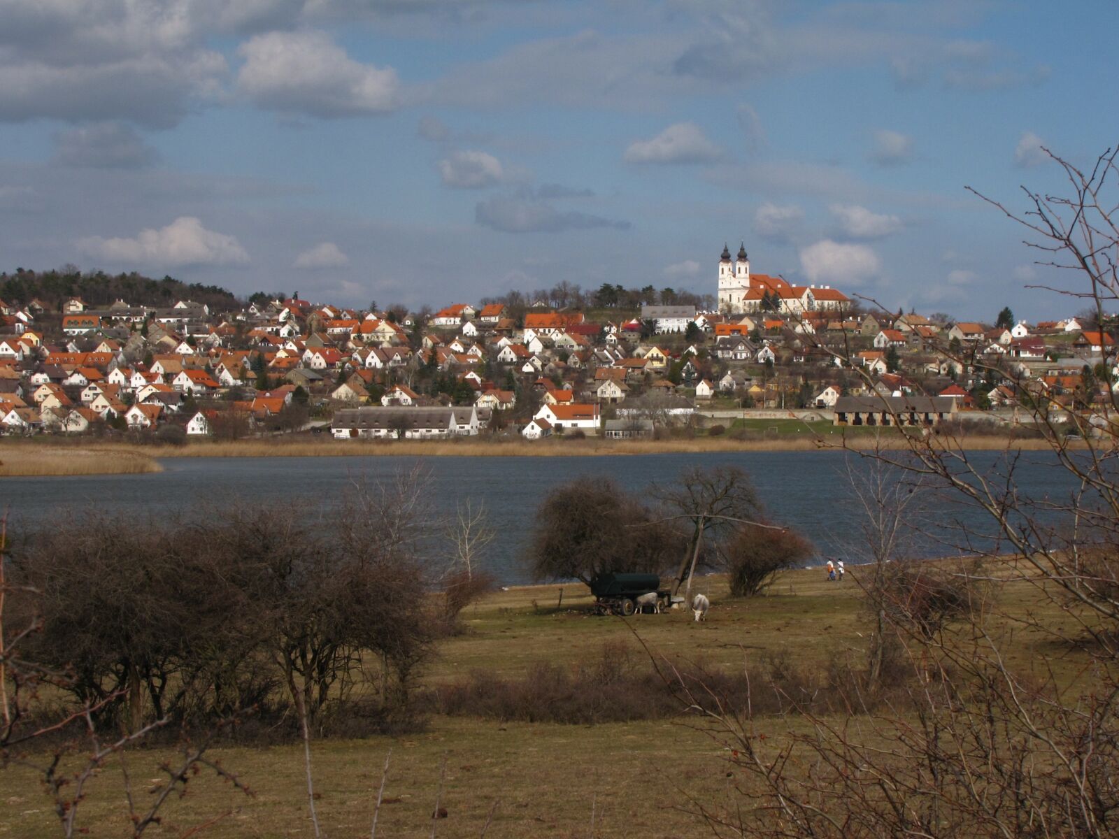 Canon PowerShot SX10 IS sample photo. Tihany, tihany interior lake photography