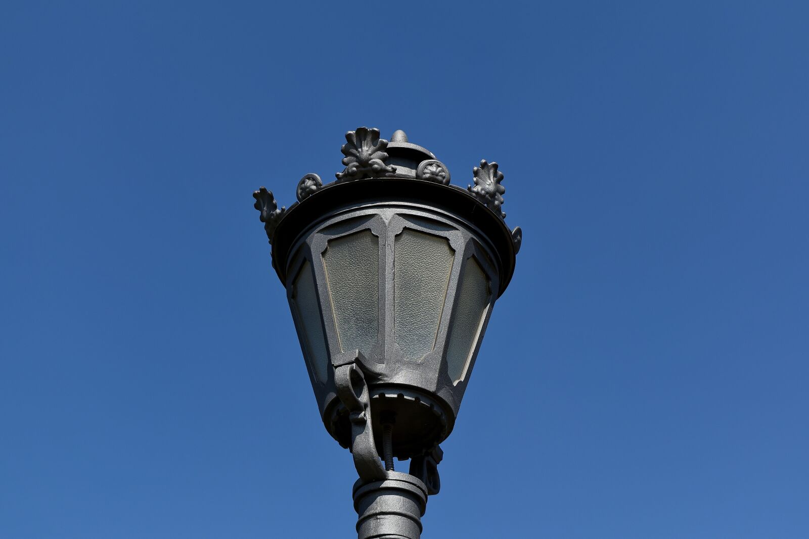 Nikon D5500 sample photo. Lamp, lantern, bulb, electricity photography