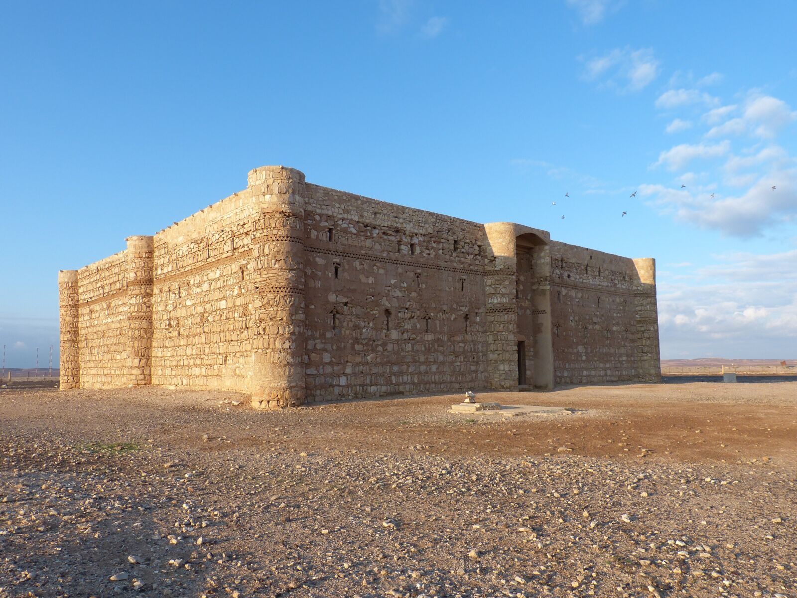 Panasonic Lumix DMC-FZ150 sample photo. Jordan, kharanah, historically photography