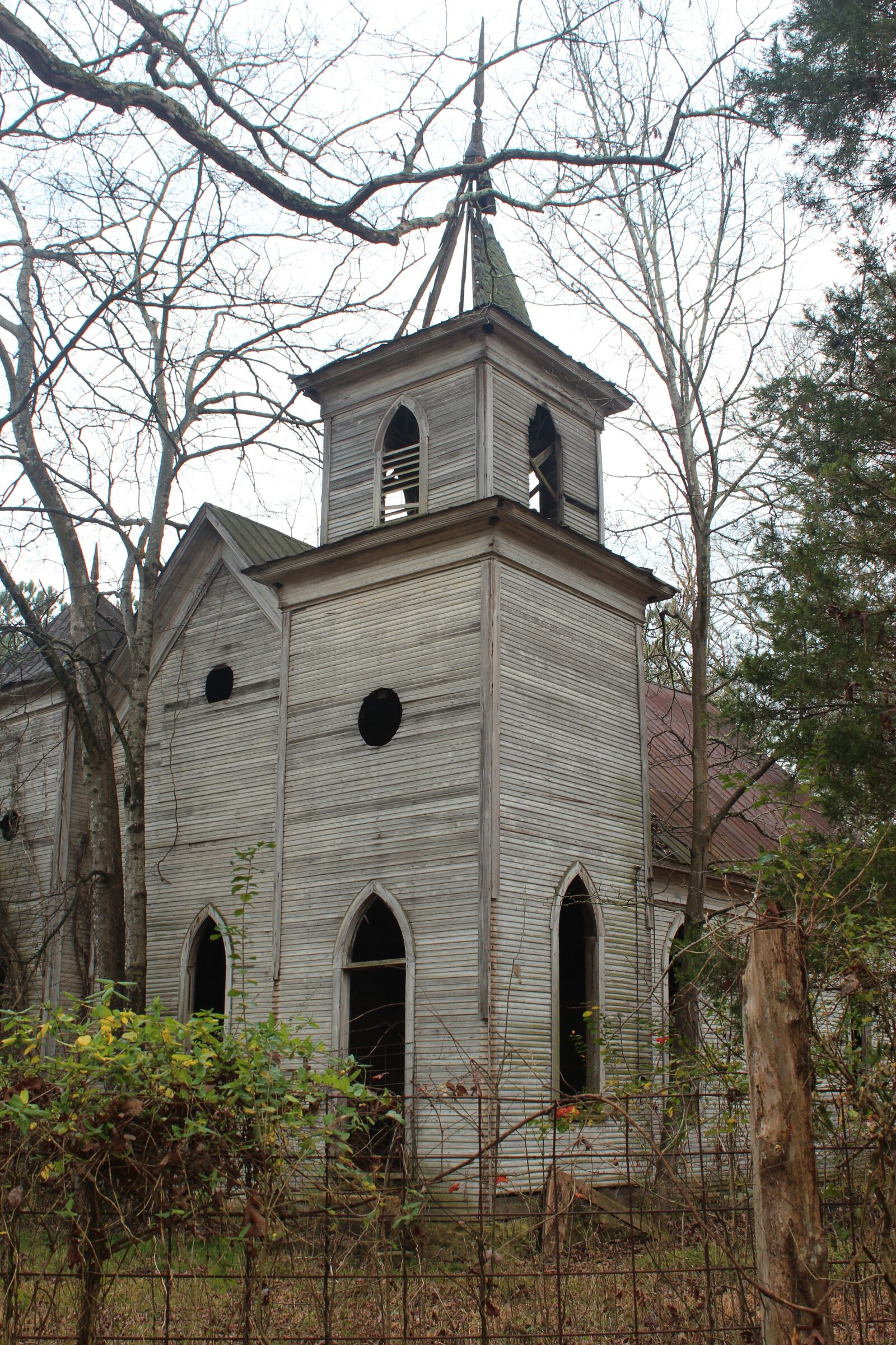 Canon EOS 600D (Rebel EOS T3i / EOS Kiss X5) sample photo. House, old house, church photography