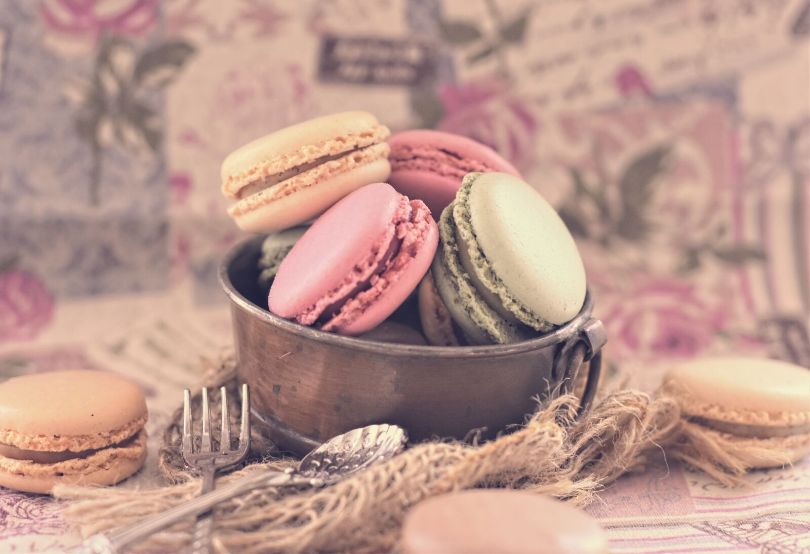 Nikon D7200 sample photo. Macarons, pastries, cookies photography