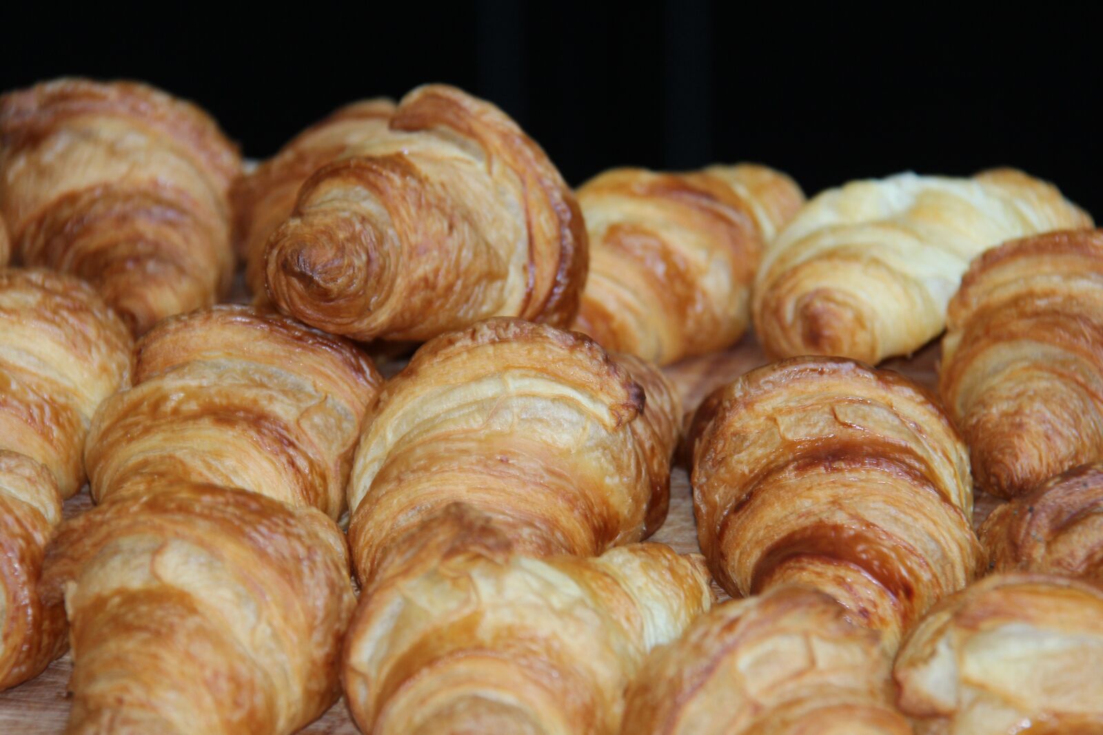 Canon EOS 60D sample photo. Croissant, baked goods, breakfast photography
