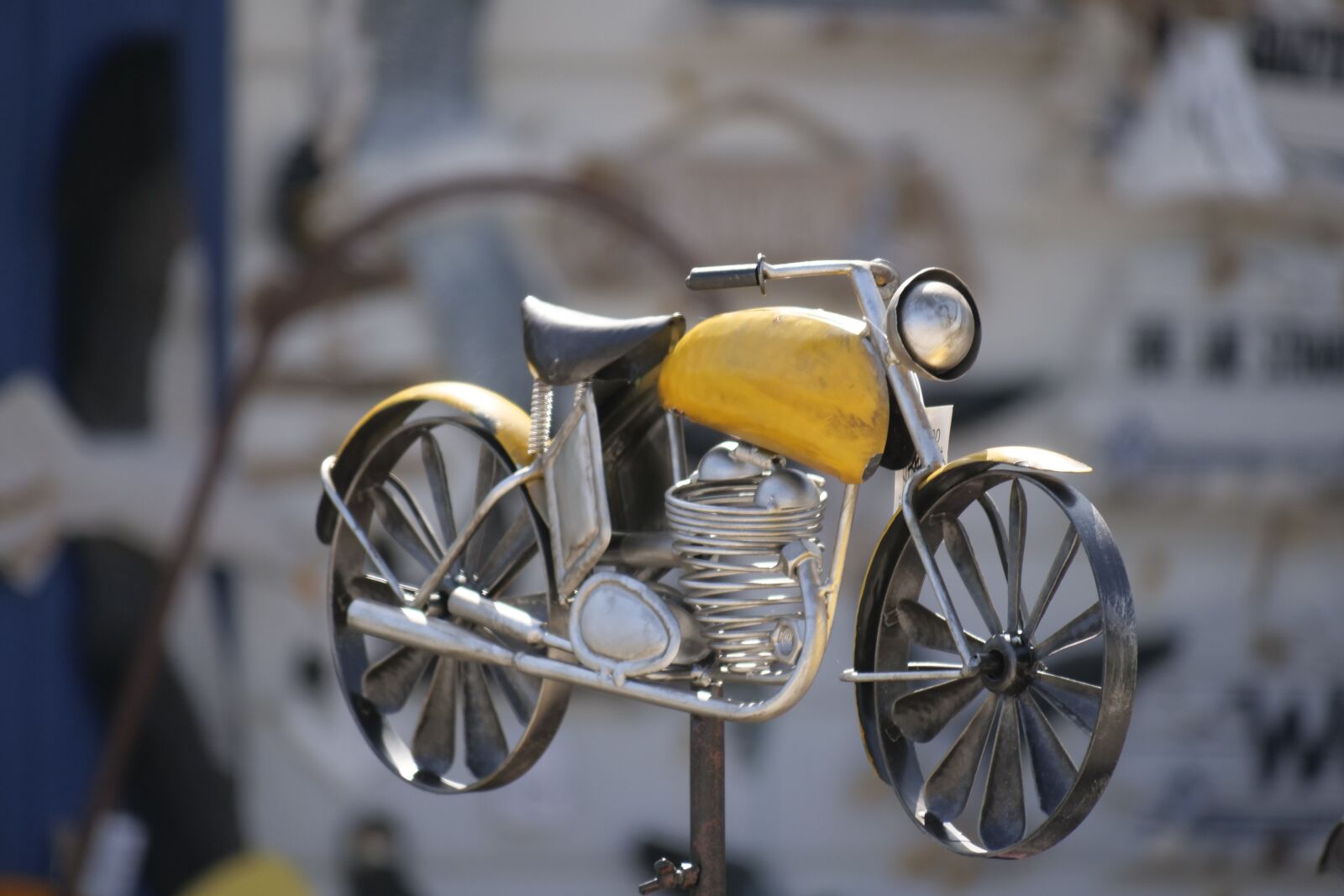 Panasonic Lumix DC-G9 sample photo. Arts crafts, equipment, motorcycle photography