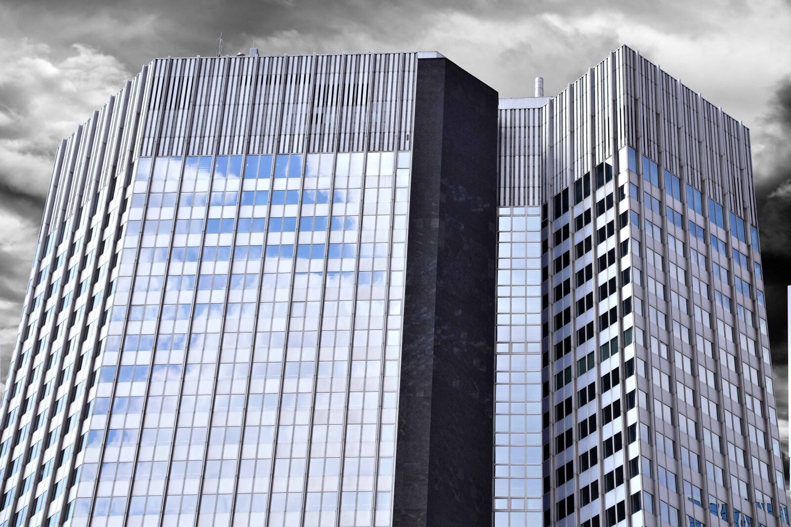 Nikon D3300 sample photo. Building, facase, architecture, sky photography