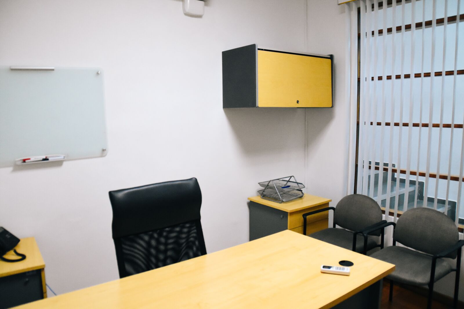 Nikon D7200 sample photo. Coworkers, working collaboration, corporate photography