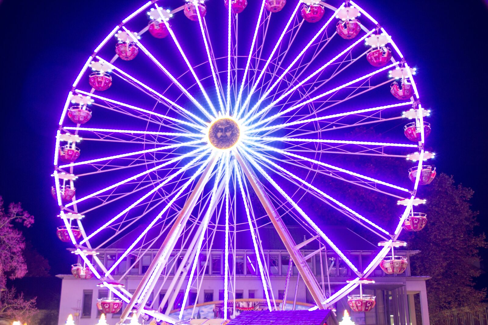 Canon EF-S 18-135mm F3.5-5.6 IS sample photo. Ferris wheel, night, lahr photography