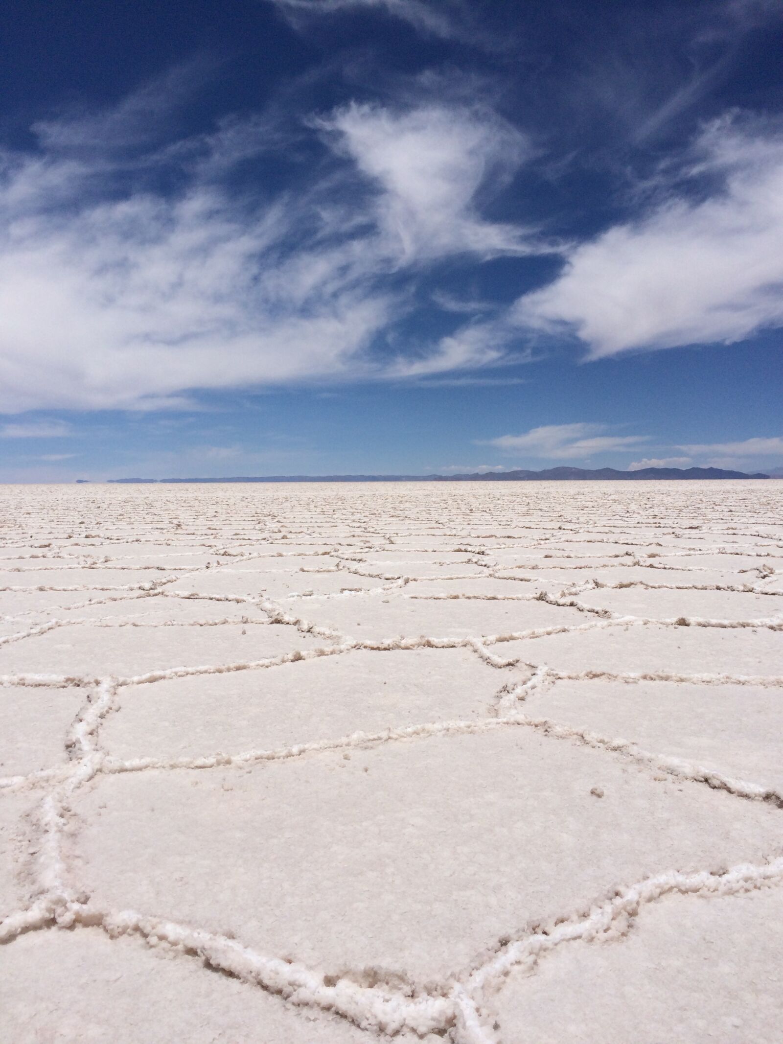 iPhone 5s back camera 4.15mm f/2.2 sample photo. Sky, blue sky, uyuni photography